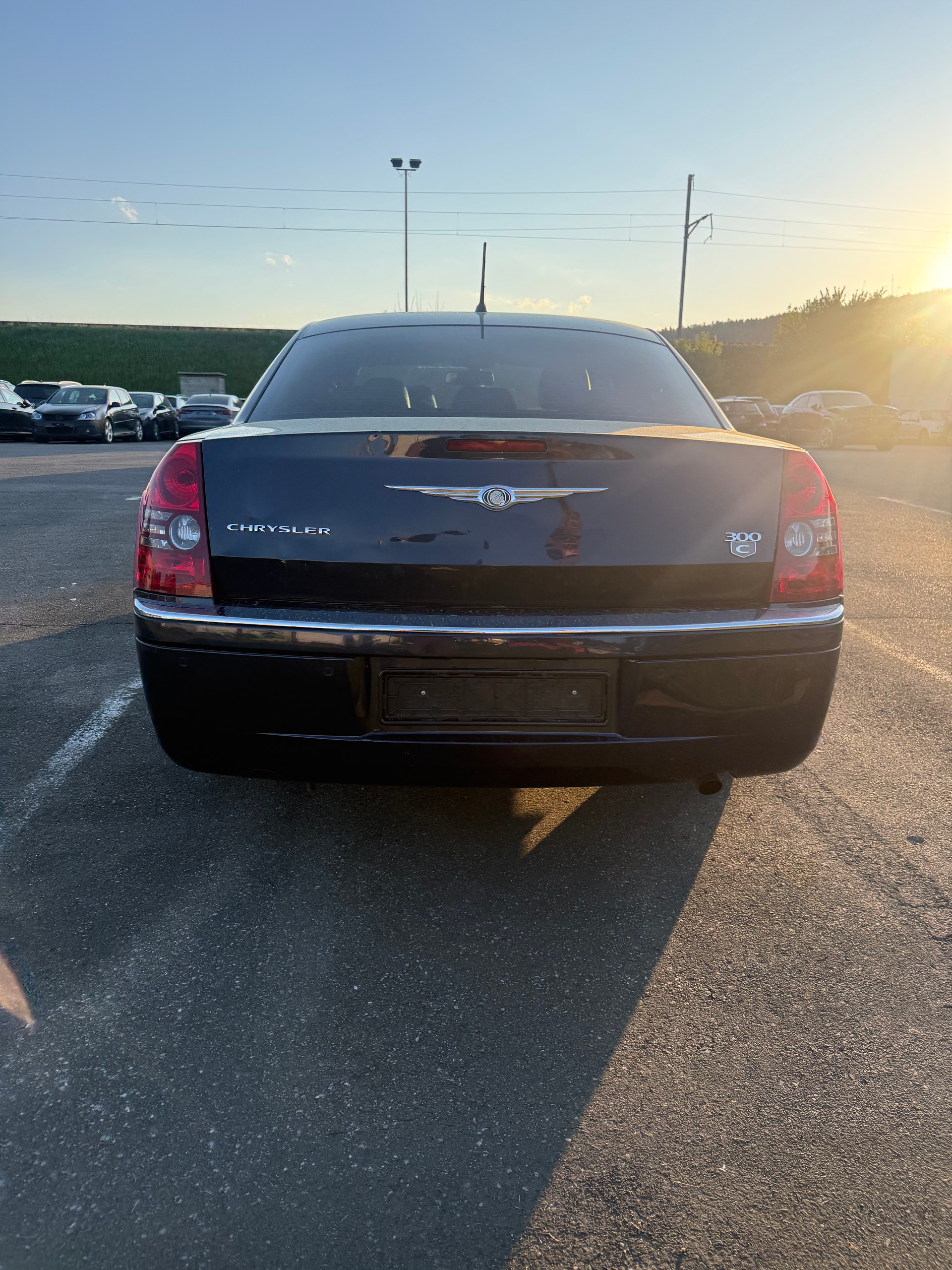 CHRYSLER 300C-image-4