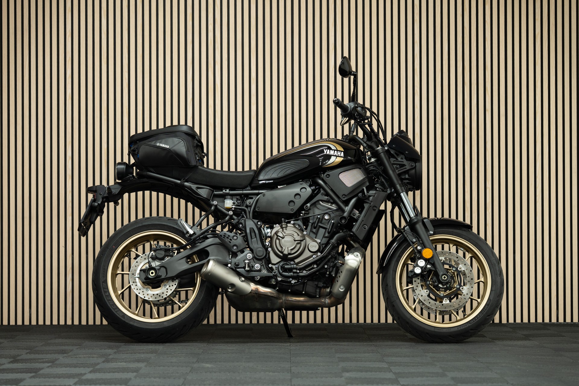 YAMAHA XSR 700 (35 kW)-image-0
