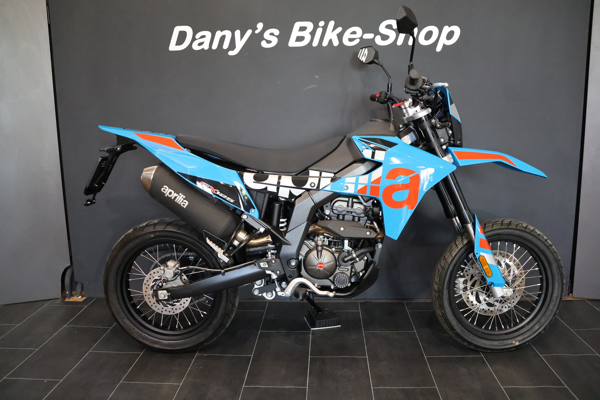 APRILIA SX 125 E5+-showroom-element-1