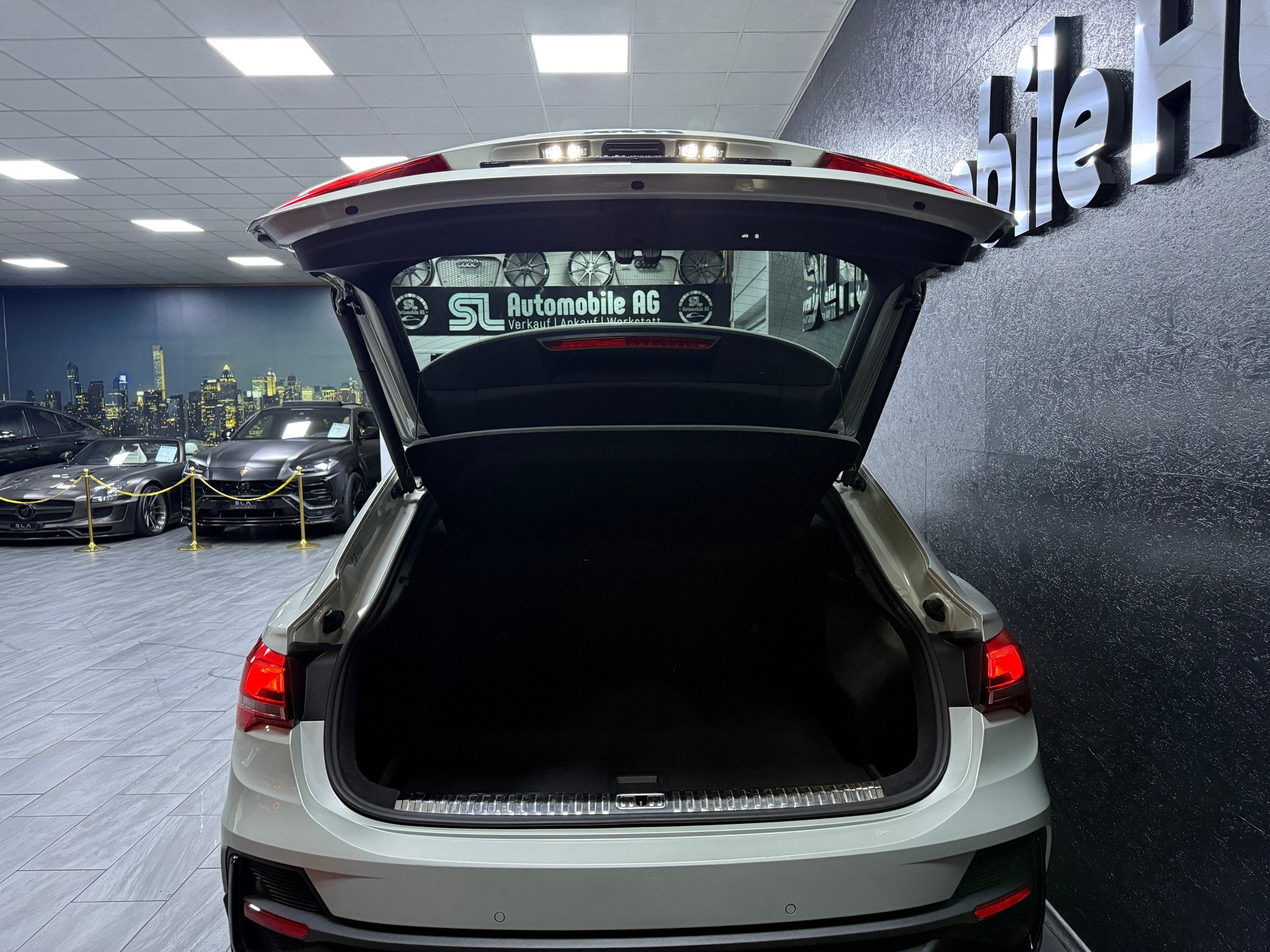 AUDI Q3 Sportback 35 TFSI S line S-tronic-image-7