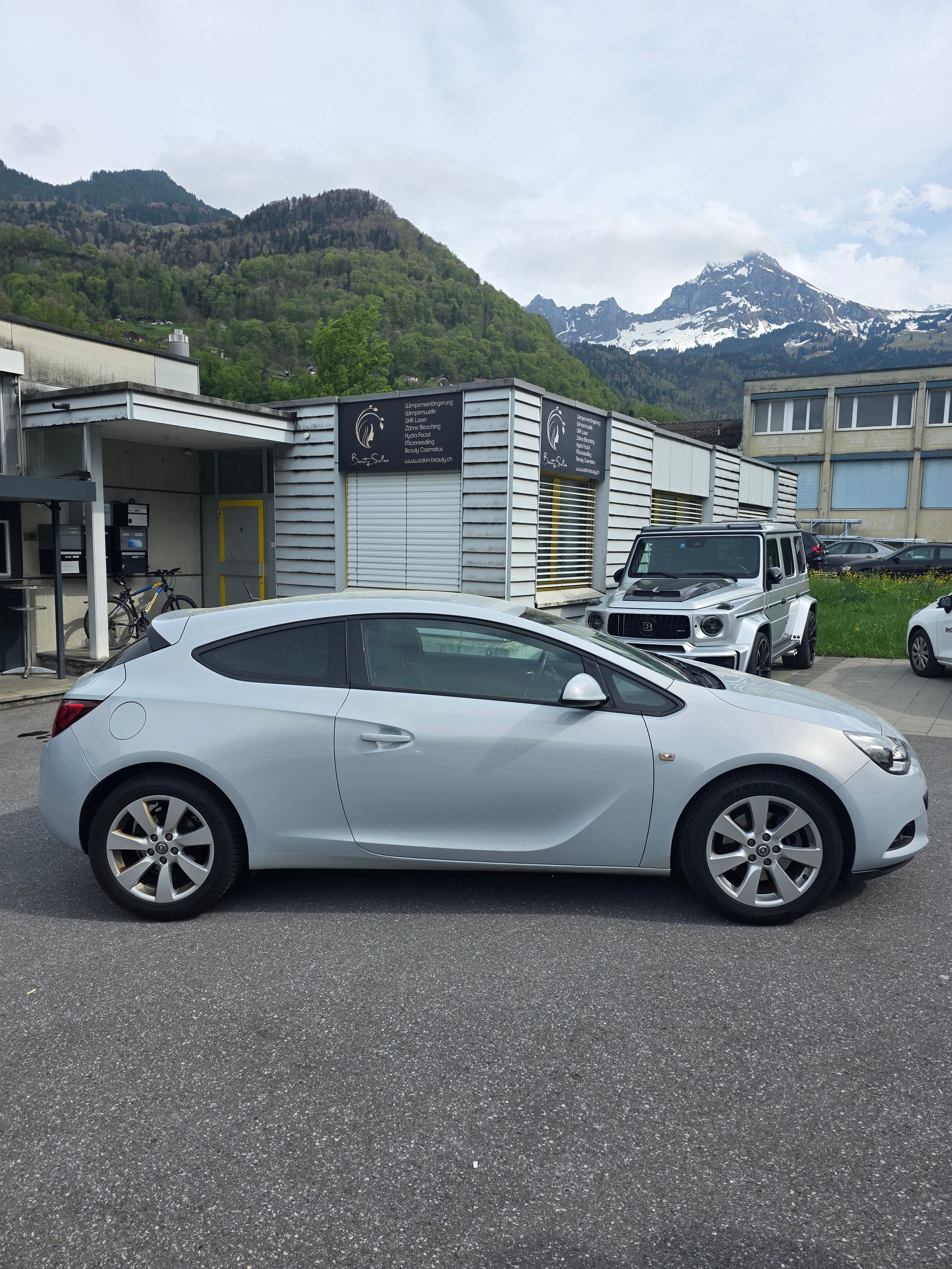 OPEL Astra GTC 1.4i 16V Turbo Enjoy / Frisch ab MFK-image-5