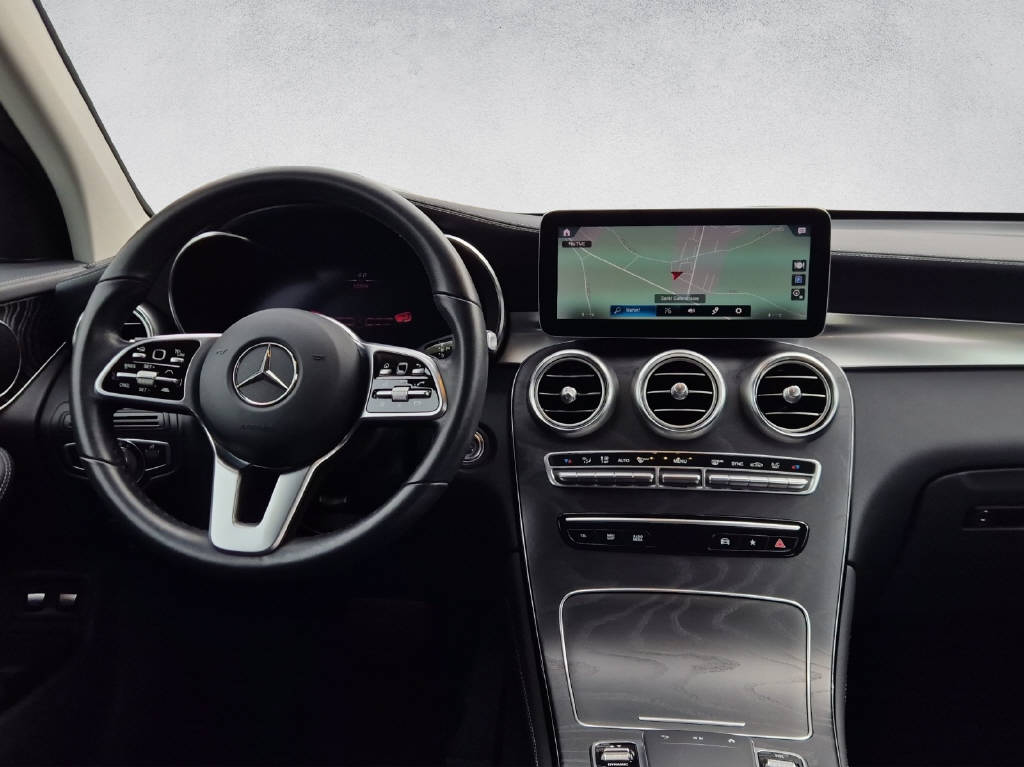 MERCEDES-BENZ GLC 200 d 4Matic-image-11