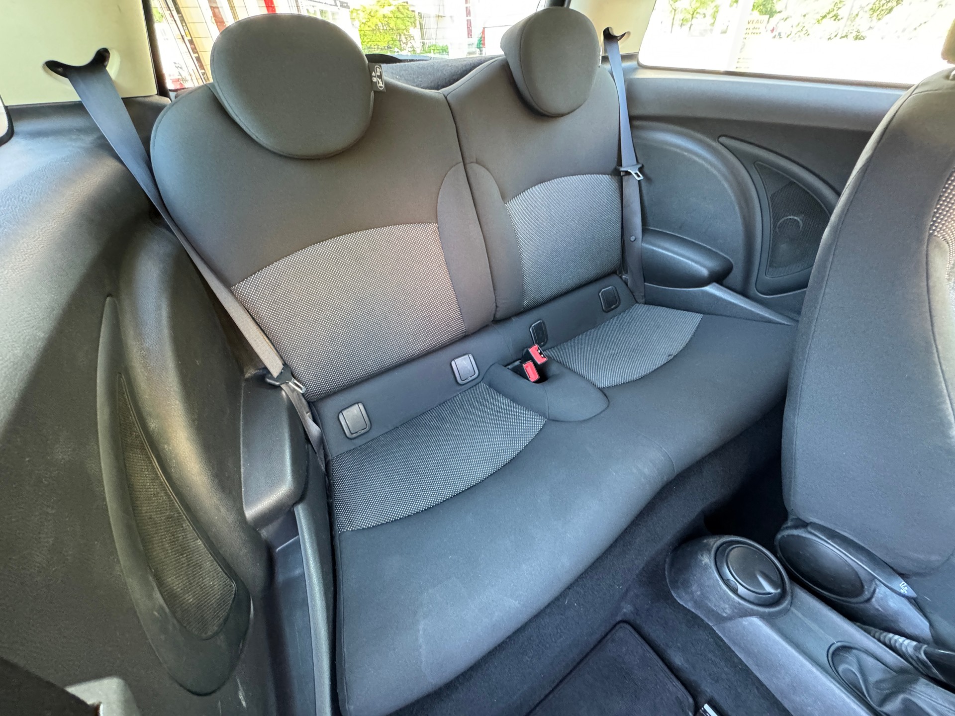 MINI Cooper-image-8