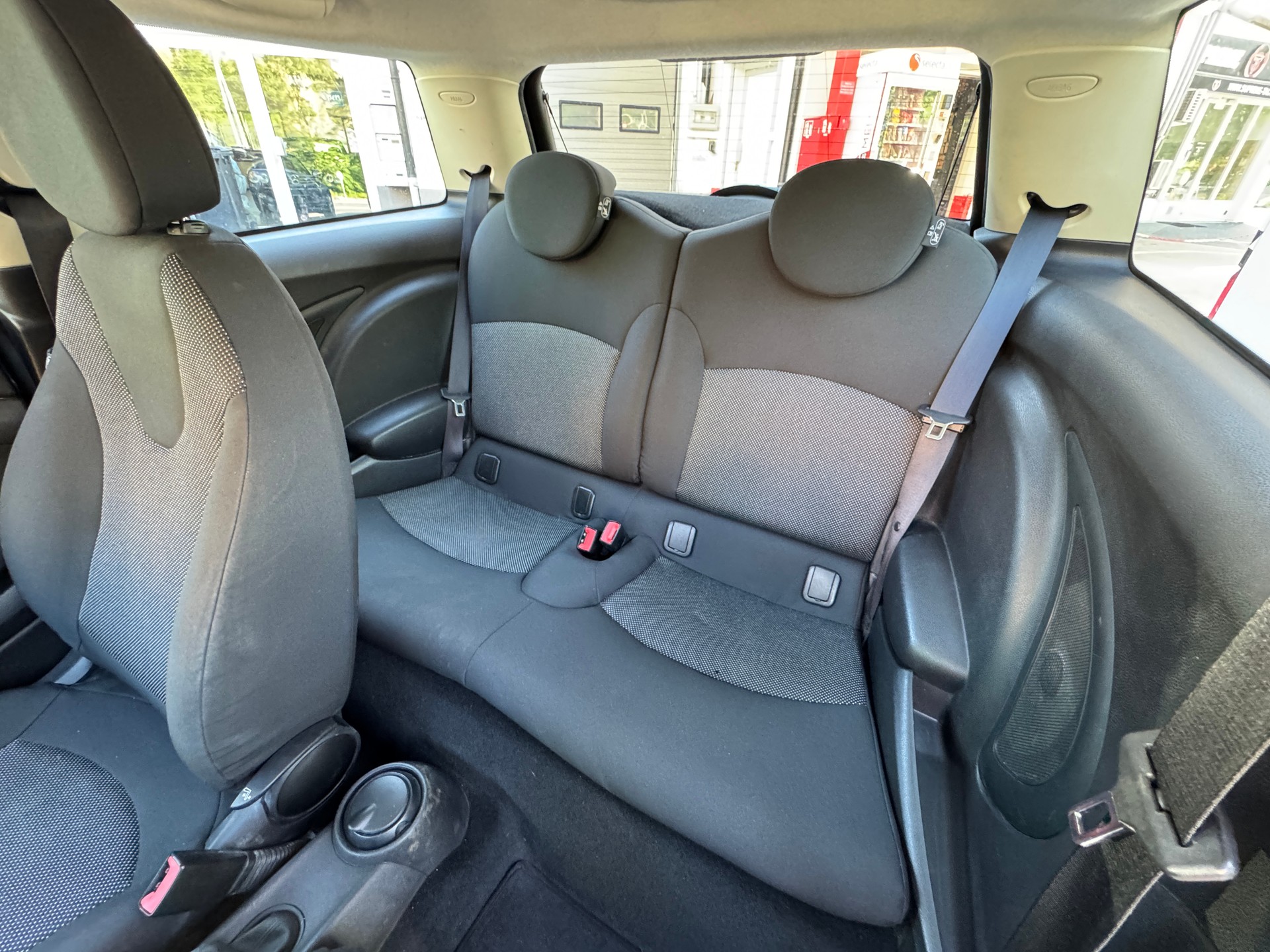 MINI Cooper-image-9
