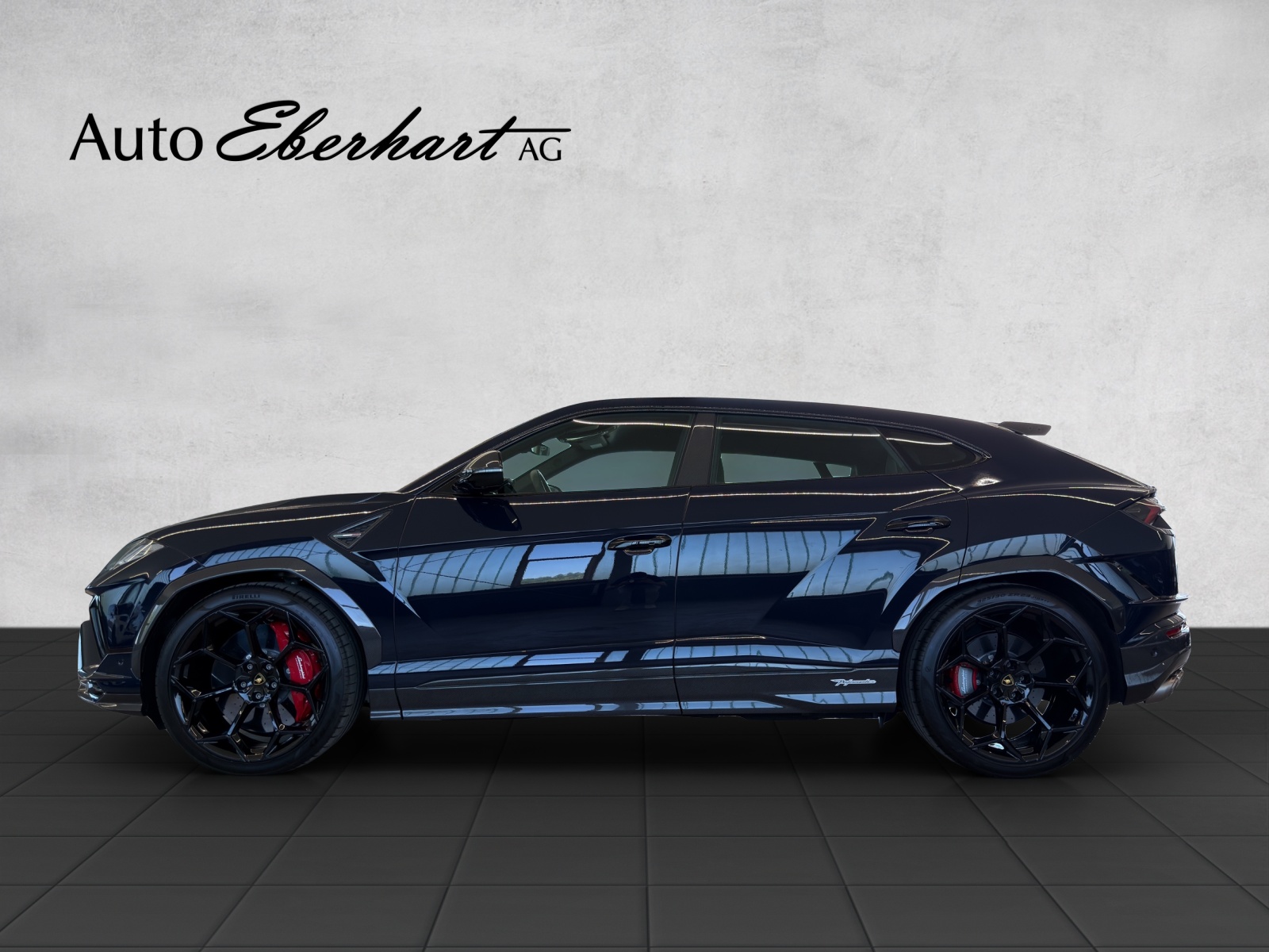 LAMBORGHINI Urus Performante-showroom-element-2