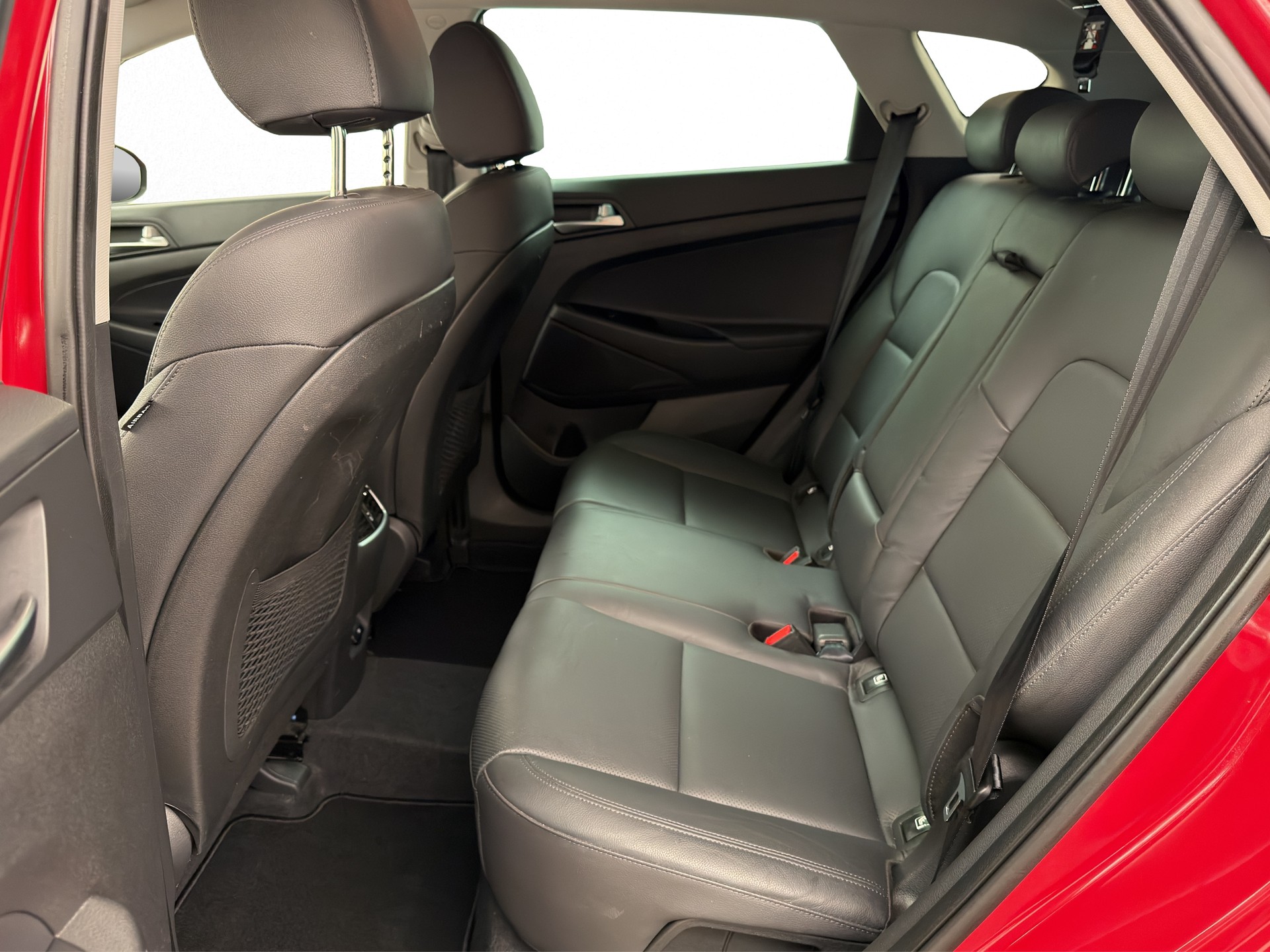 HYUNDAI Tucson 1.6 T-GDi Amplia 4WD-image-12