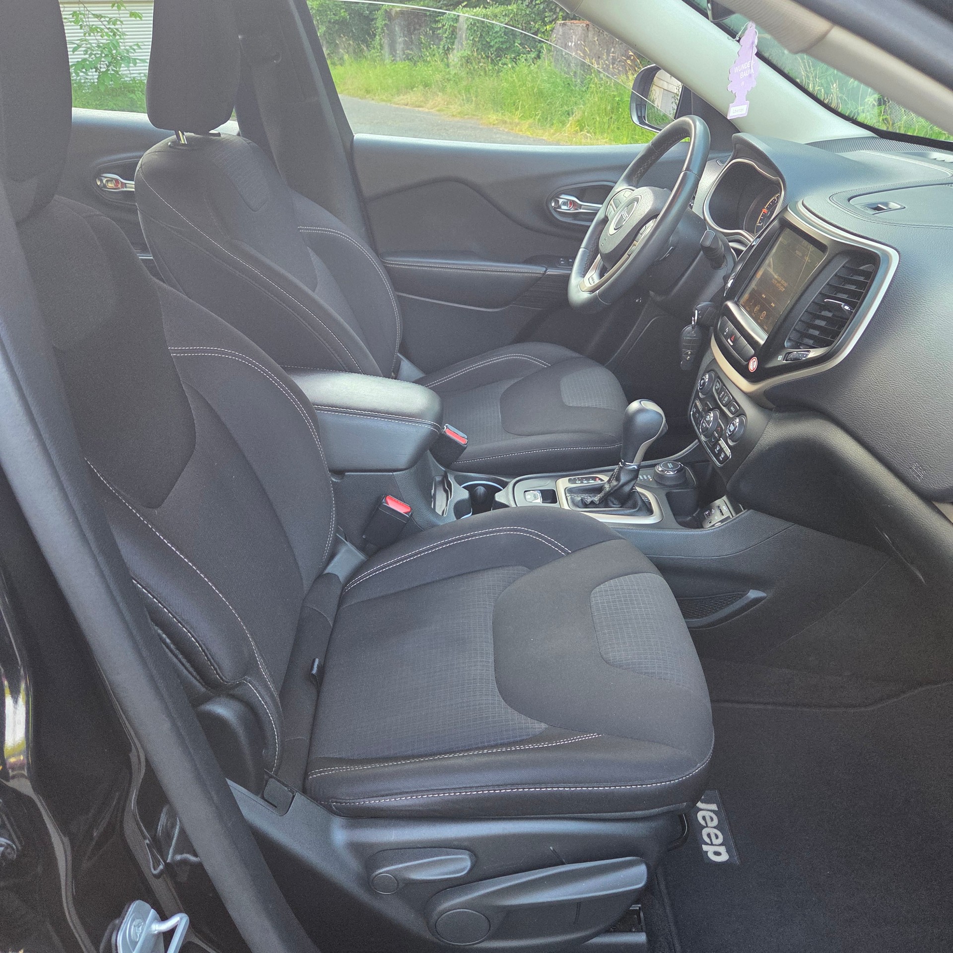 JEEP Cherokee 2.0TD Longitude AWD 9ATX-image-11