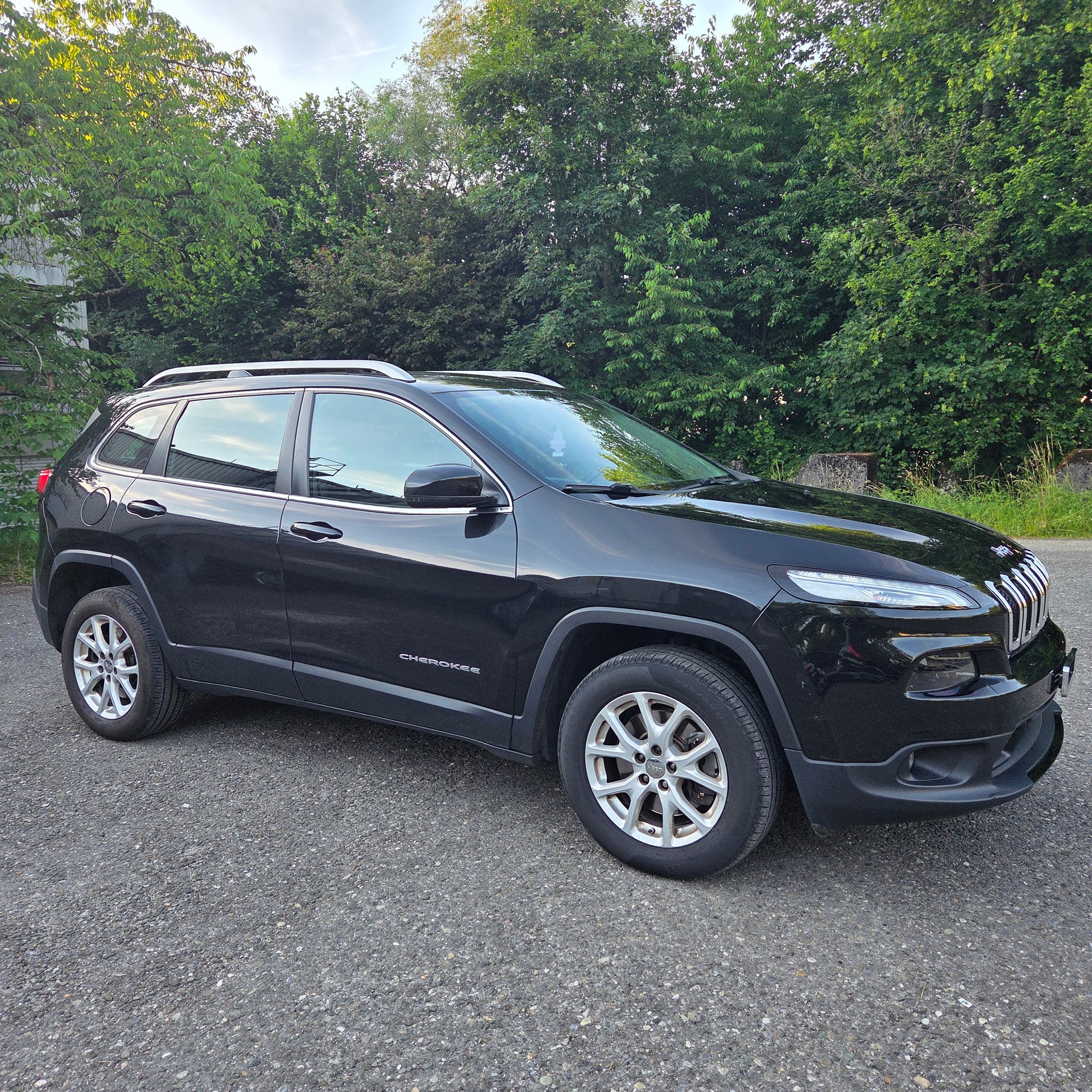 JEEP Cherokee 2.0TD Longitude AWD 9ATX-image-1