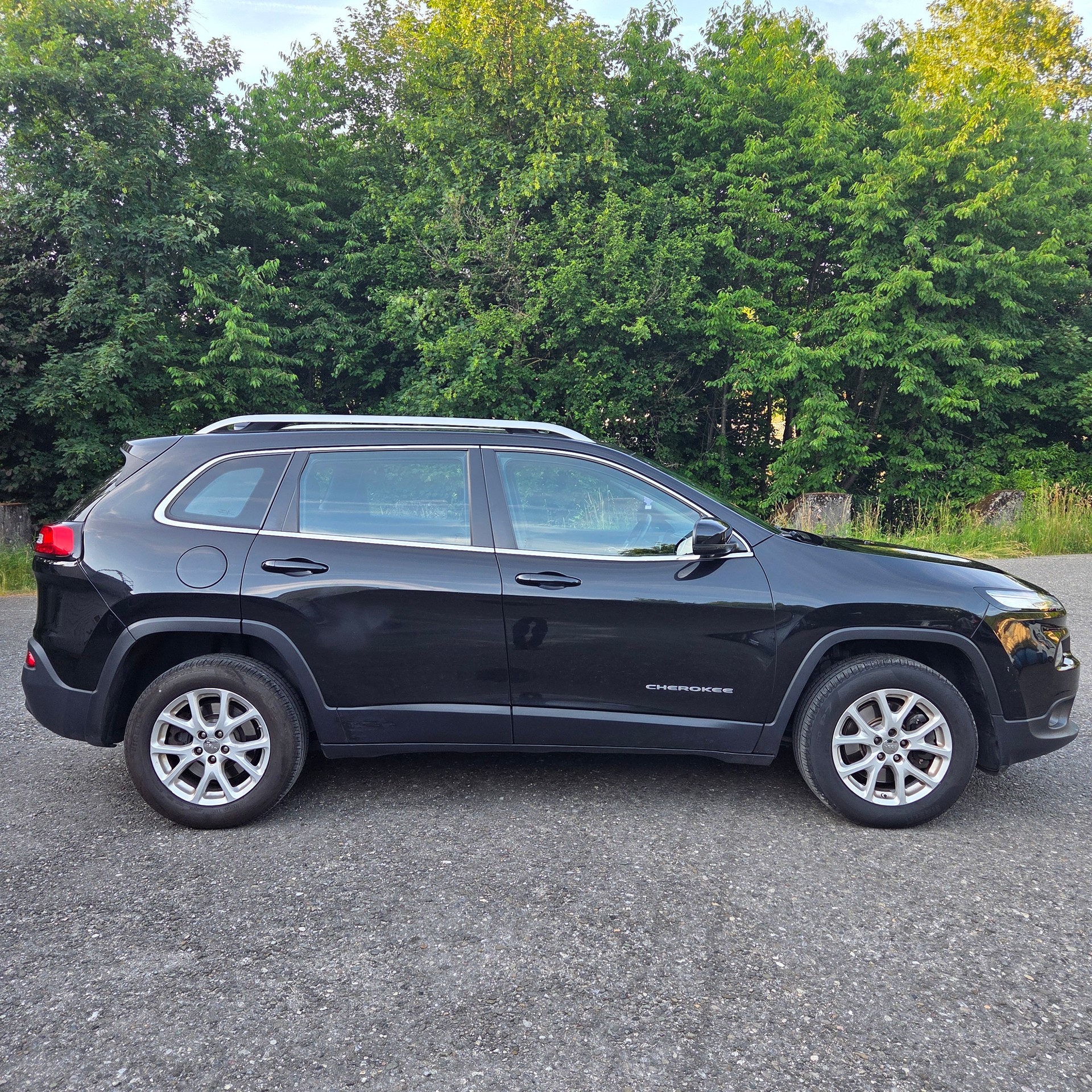 JEEP Cherokee 2.0TD Longitude AWD 9ATX-image-2