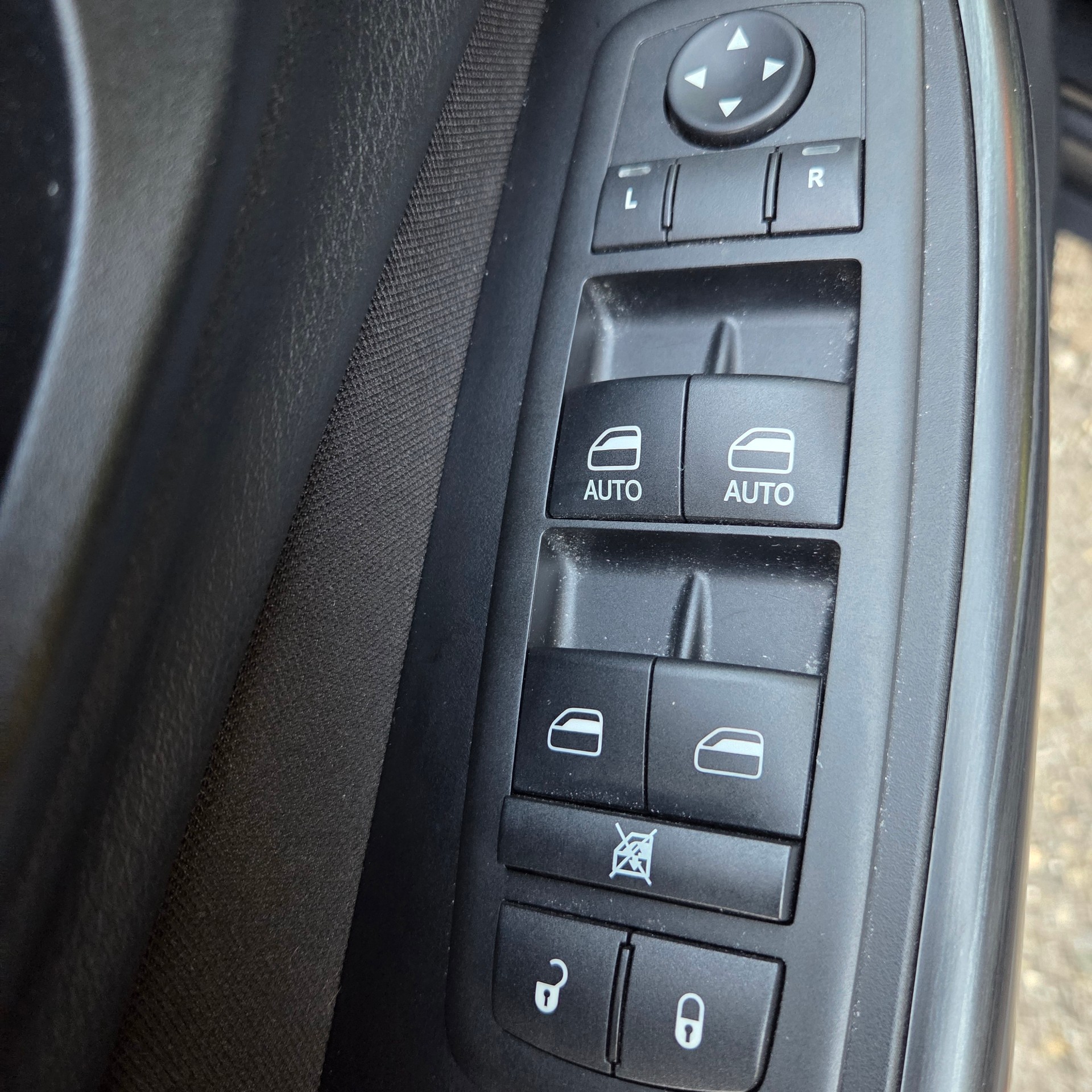JEEP Cherokee 2.0TD Longitude AWD 9ATX-image-14