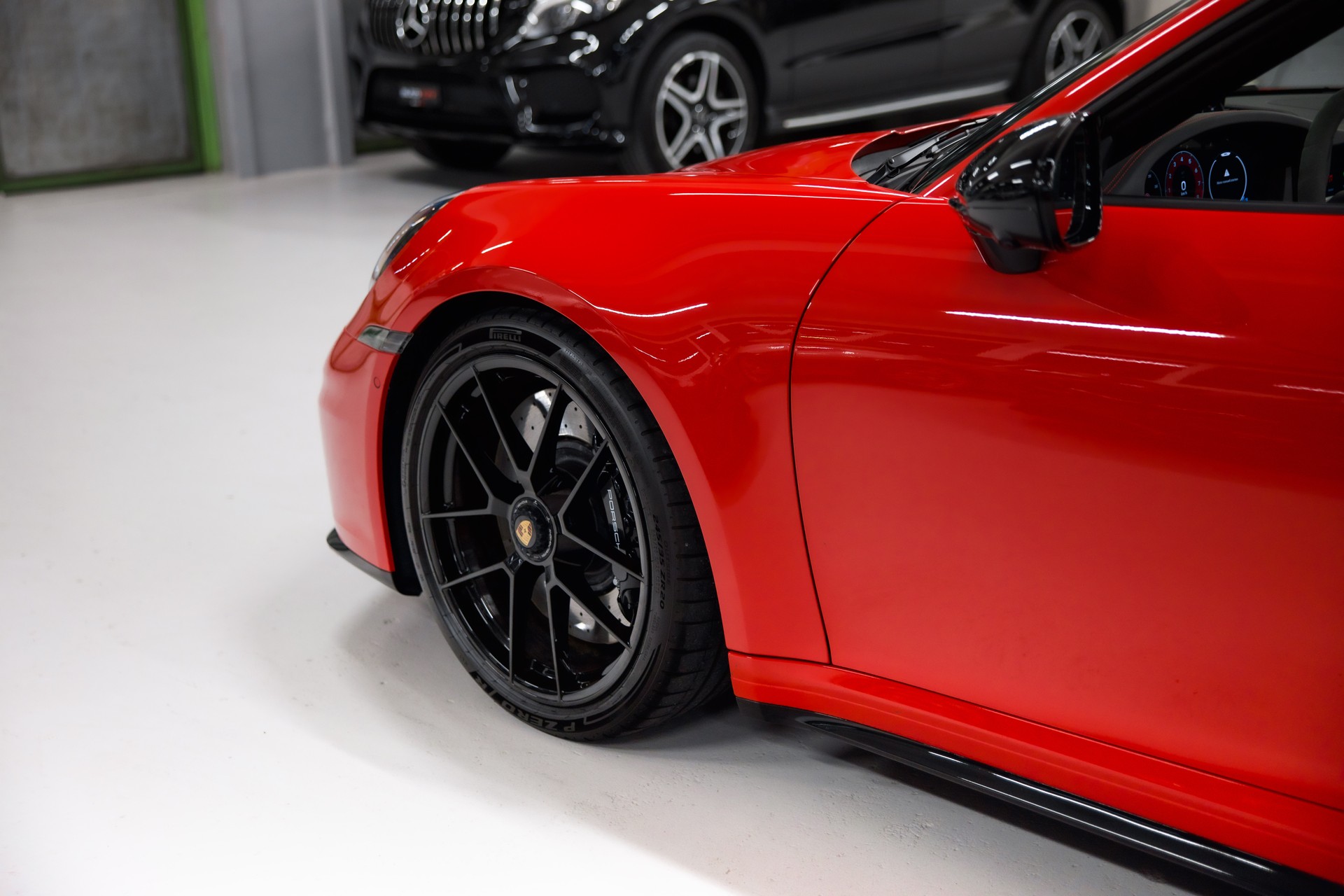 PORSCHE 911 Carrera 4 Cabriolet GTS PDK-image-12