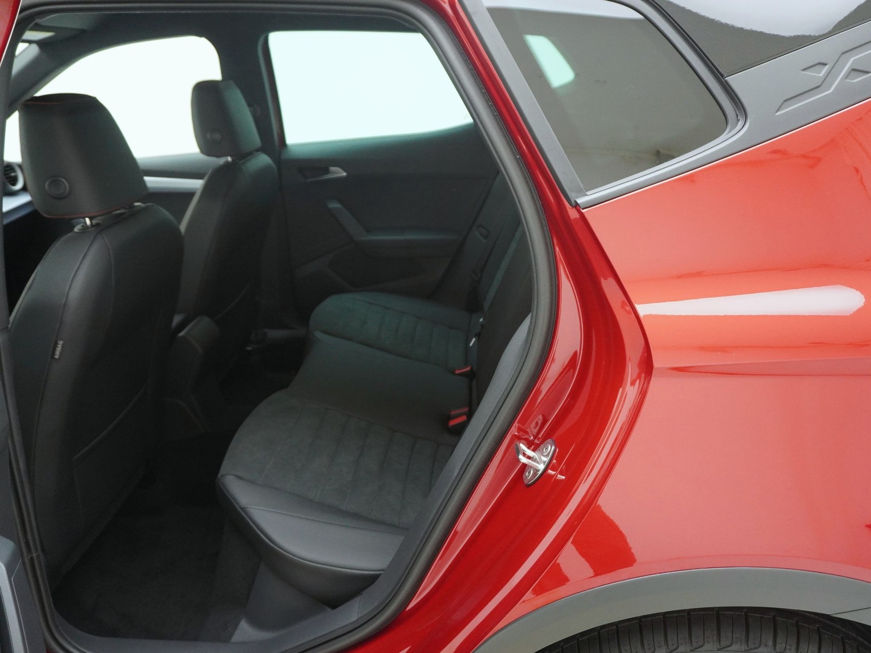 SEAT Arona 1.0 TSI FR DSG-image-13