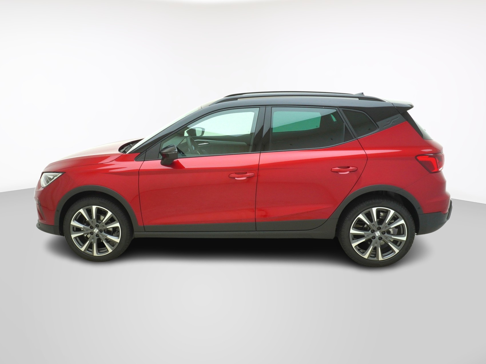 SEAT Arona 1.0 TSI FR DSG-showroom-element-1