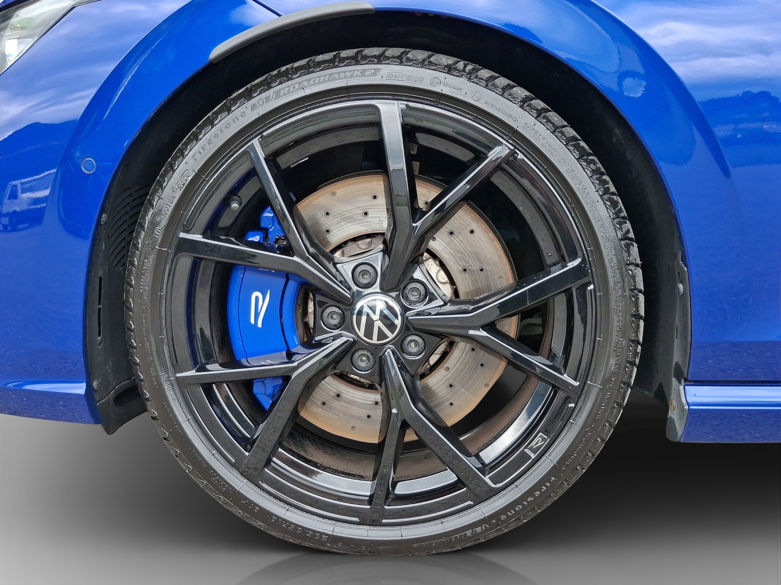 VW Golf 2.0 TSI R DSG 4Motion-image-13