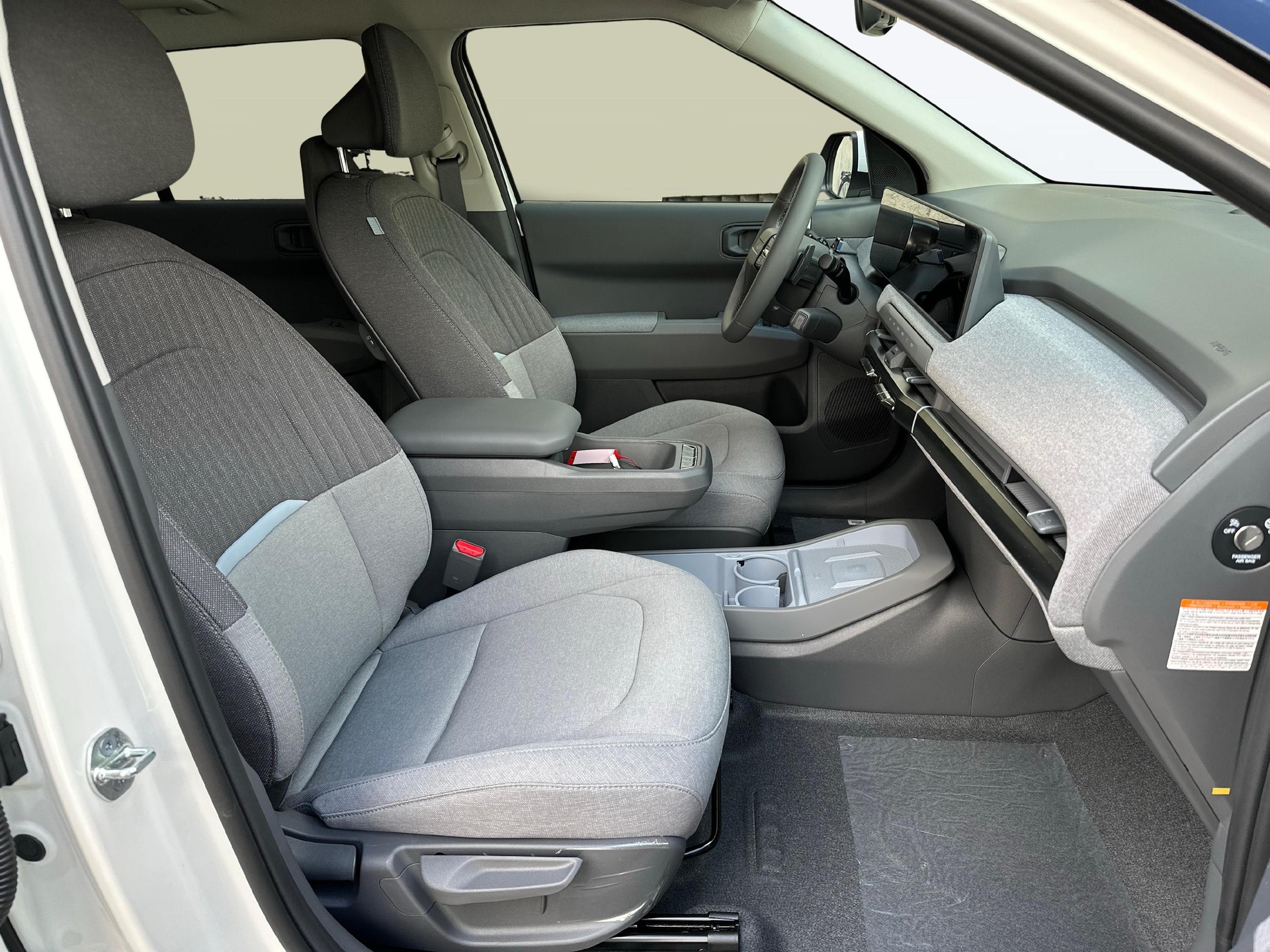 KIA EV3 81 kWh Earth-image-9