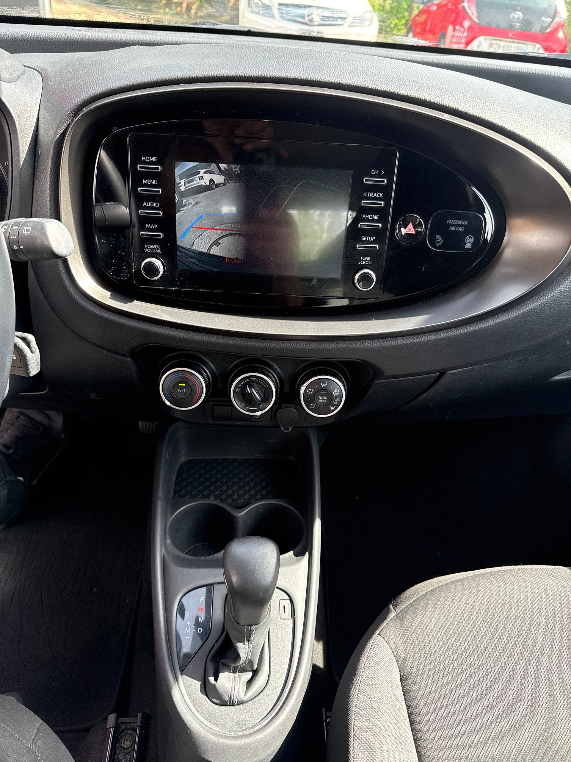 TOYOTA Aygo X 1.0 VVT-i Comfort CVT-image-10