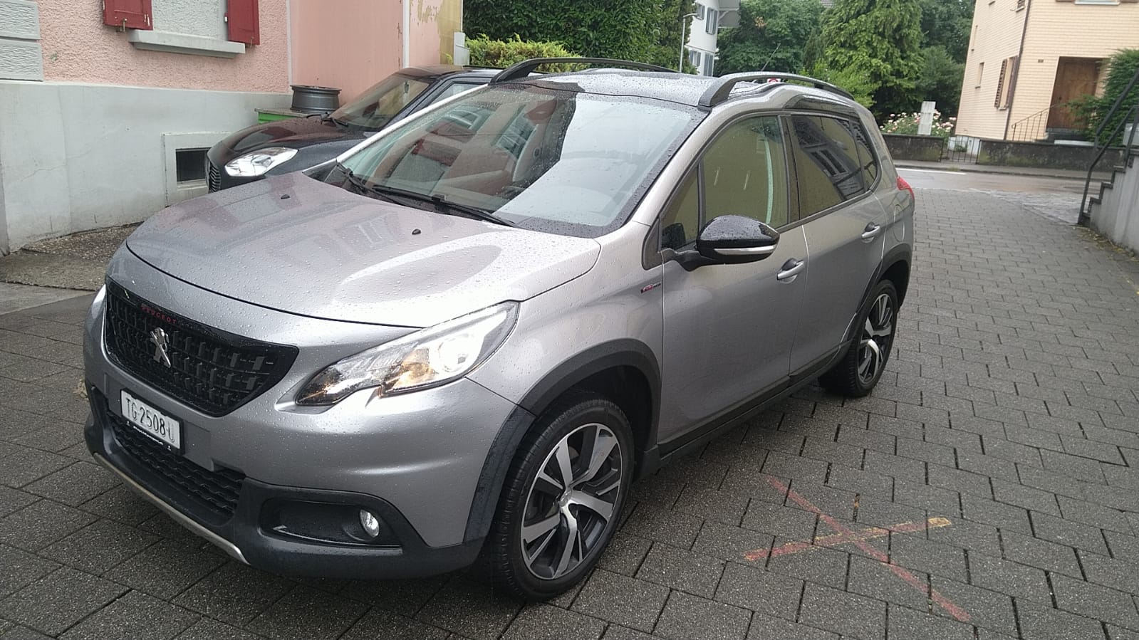 PEUGEOT 2008 1.2 PureTech GT Line