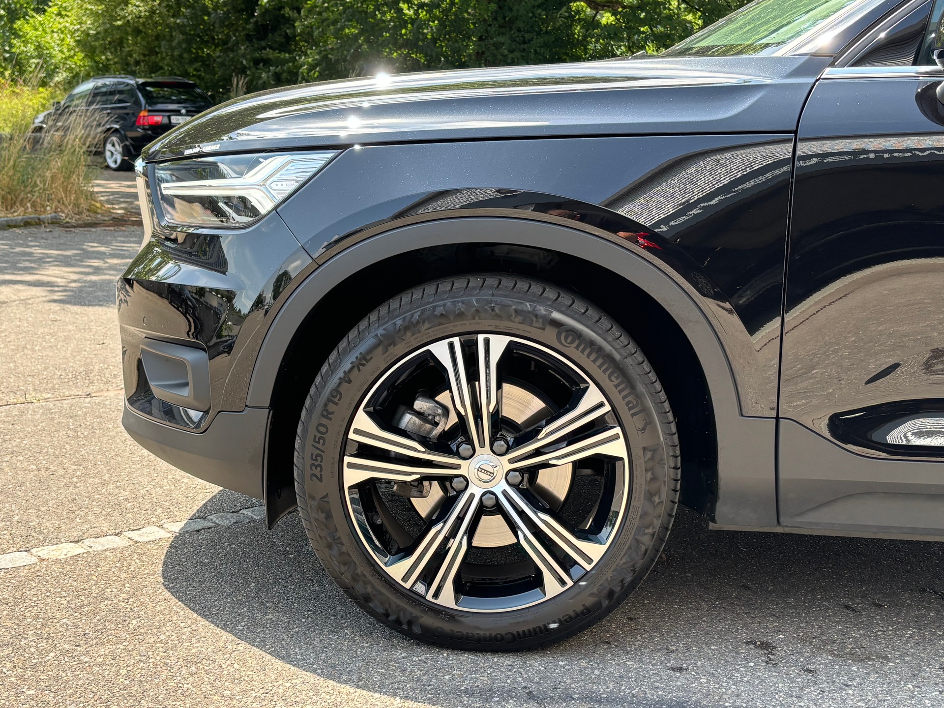 VOLVO XC40 2.0 T4 Inscription AWD-showroom-element-1