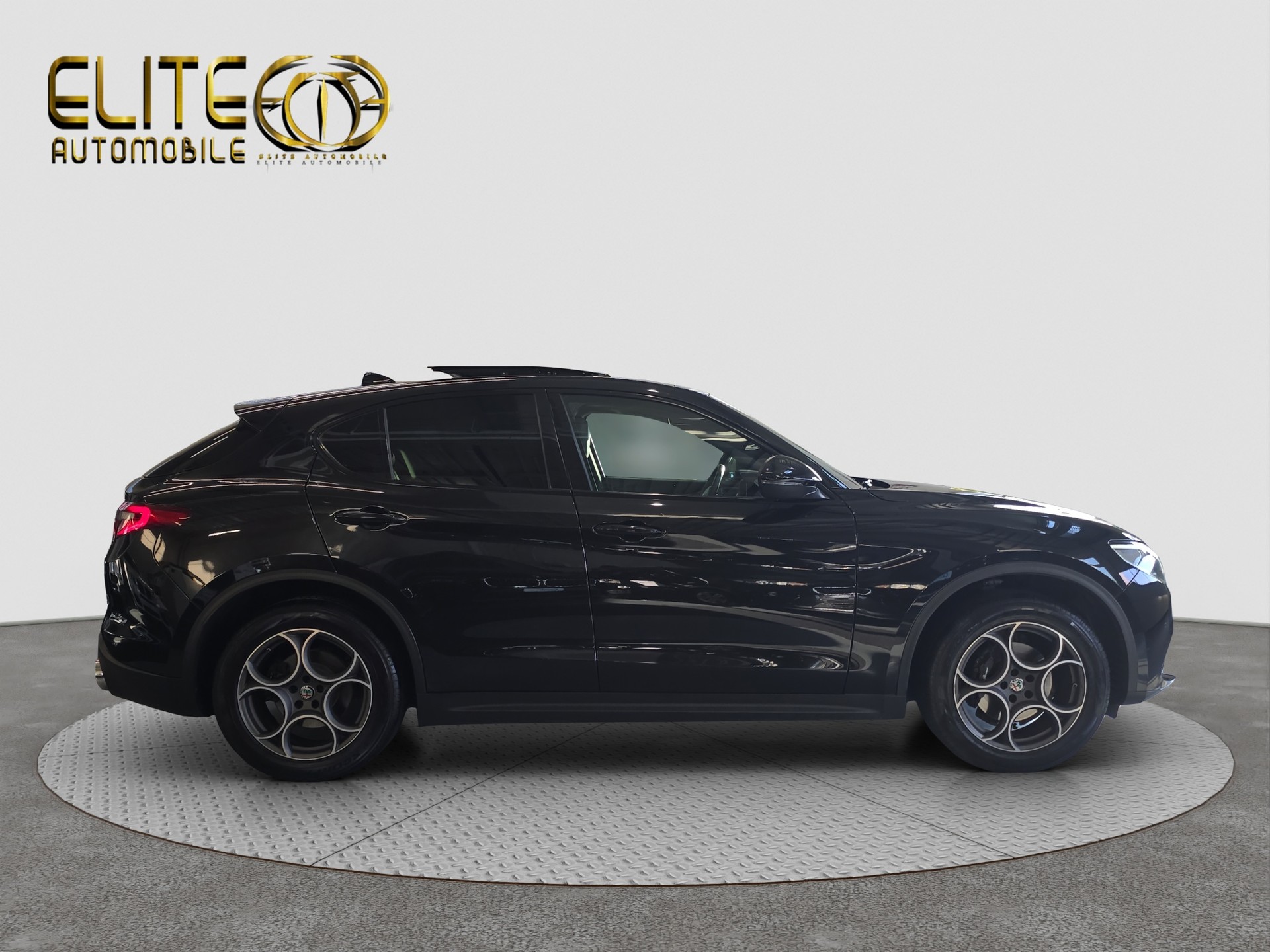 ALFA ROMEO Stelvio 2.0 Super Q4 Automatic-image-4