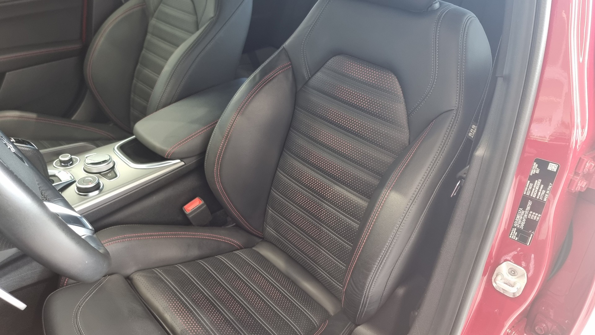 ALFA ROMEO Giulia 2.0 Q4 Tributo Italiano-image-17