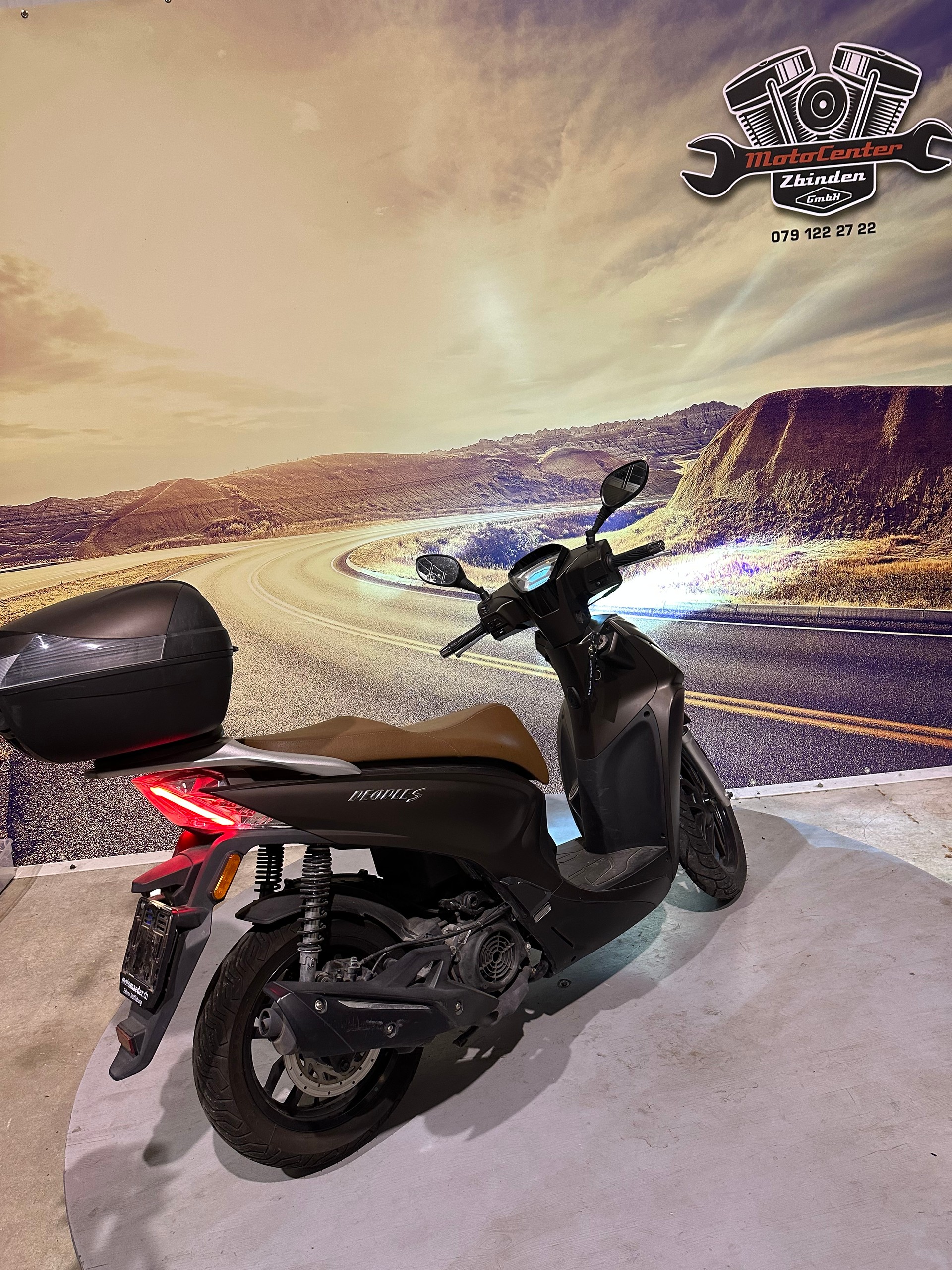 KYMCO People S 125i ABS Topcase/Windschild-image-6