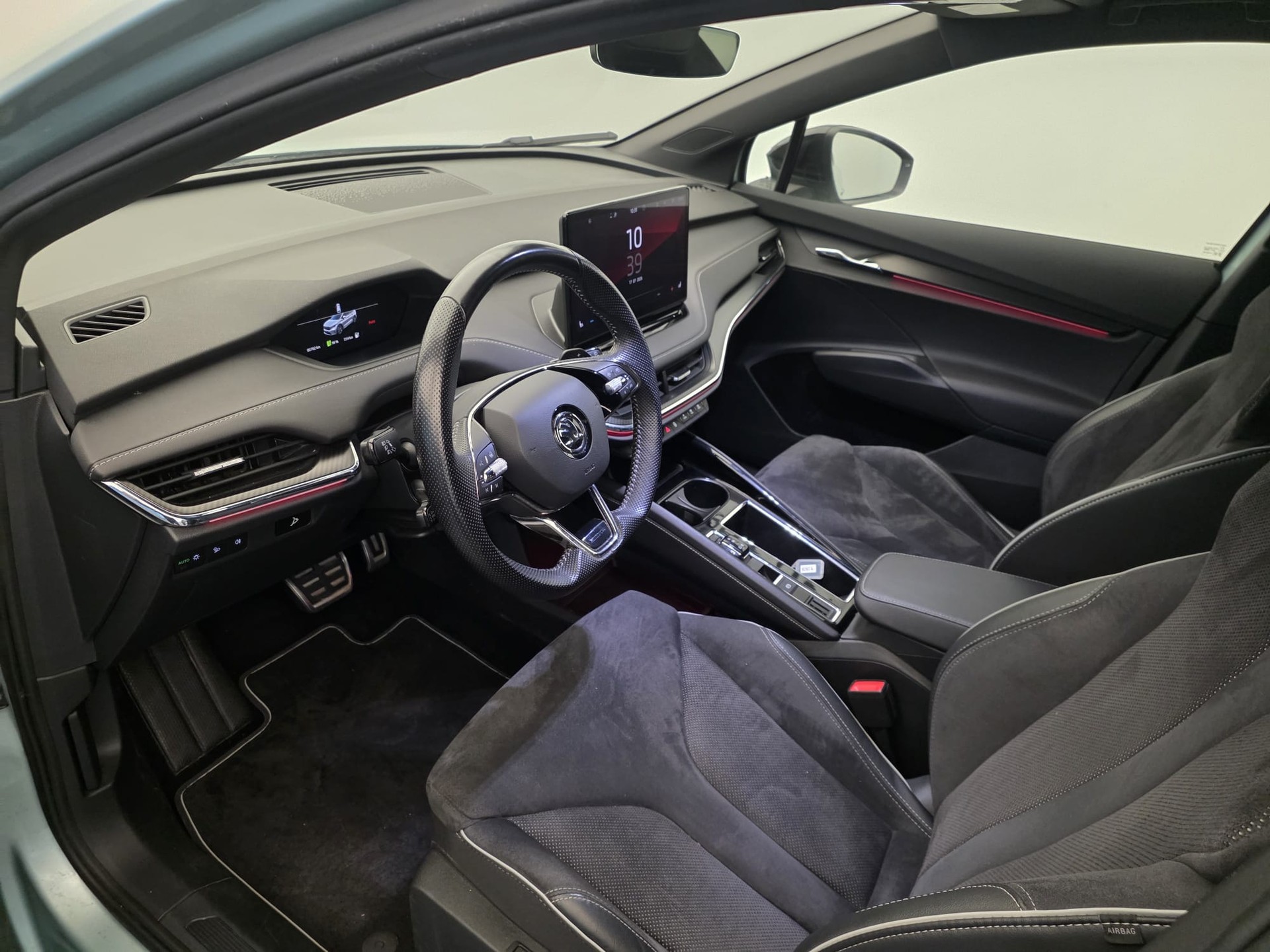 SKODA Enyaq iV 80x SportLine-image-10