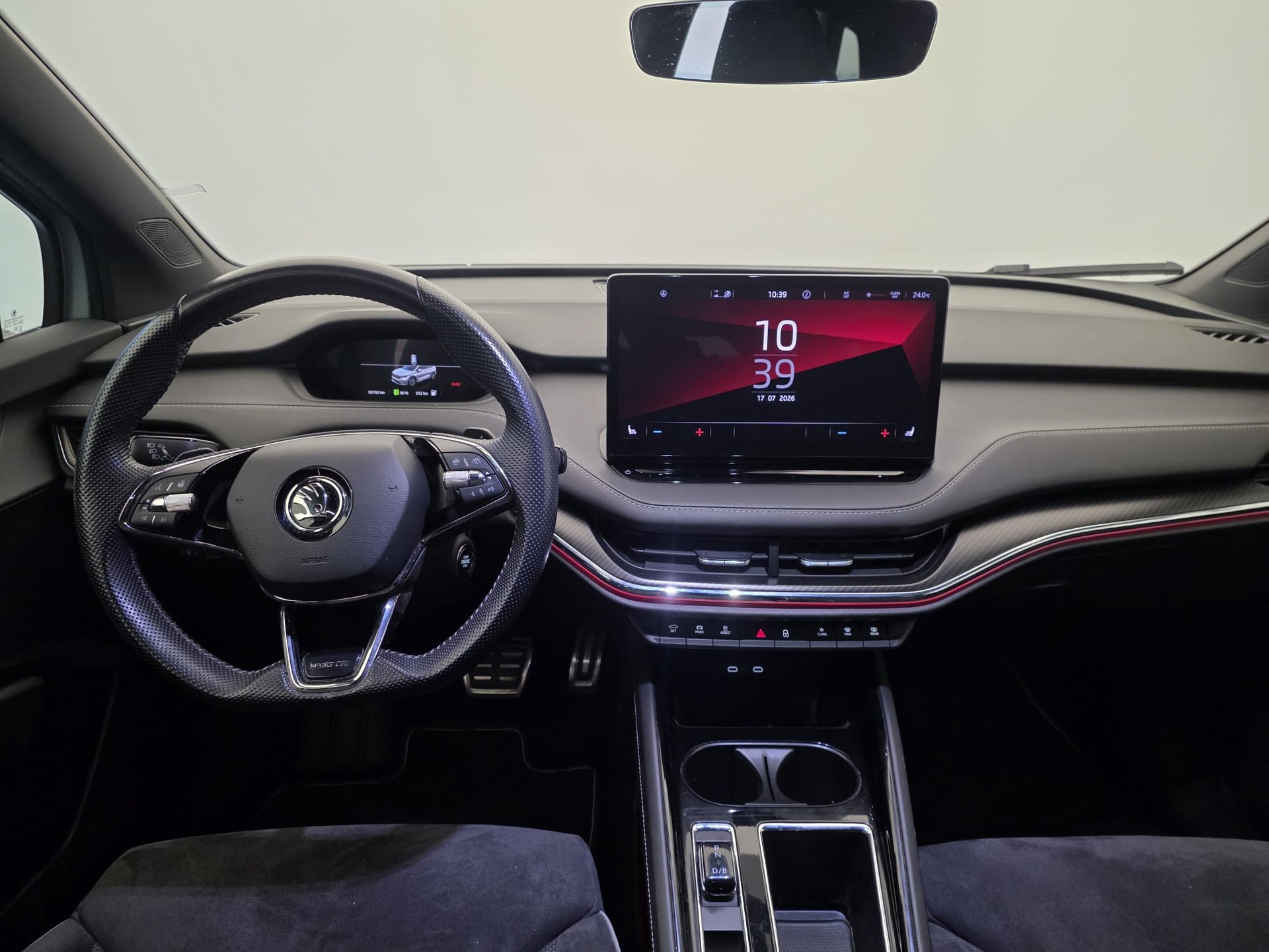 SKODA Enyaq iV 80x SportLine-image-9