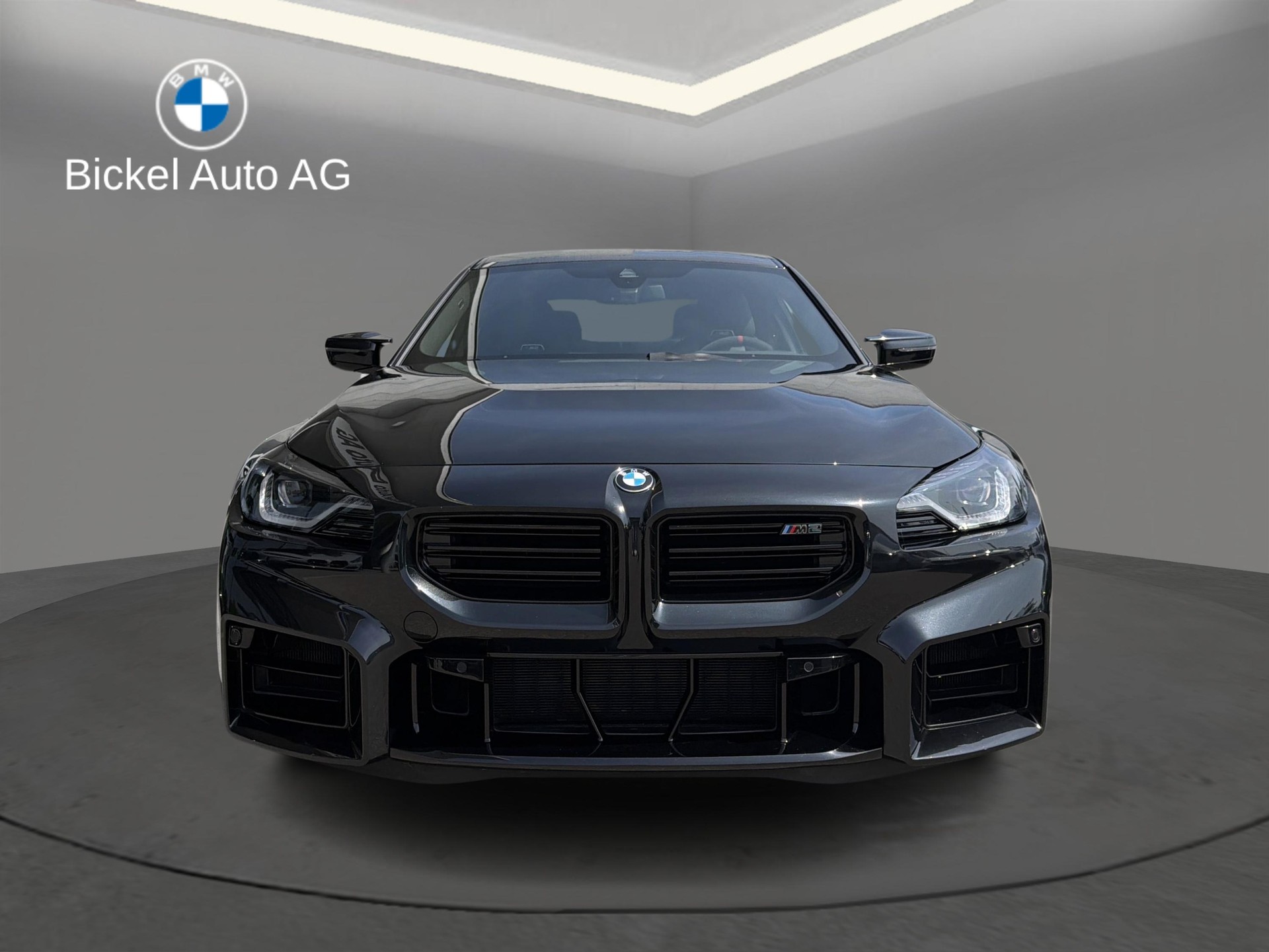 BMW M2 Coupe-showroom-element-3