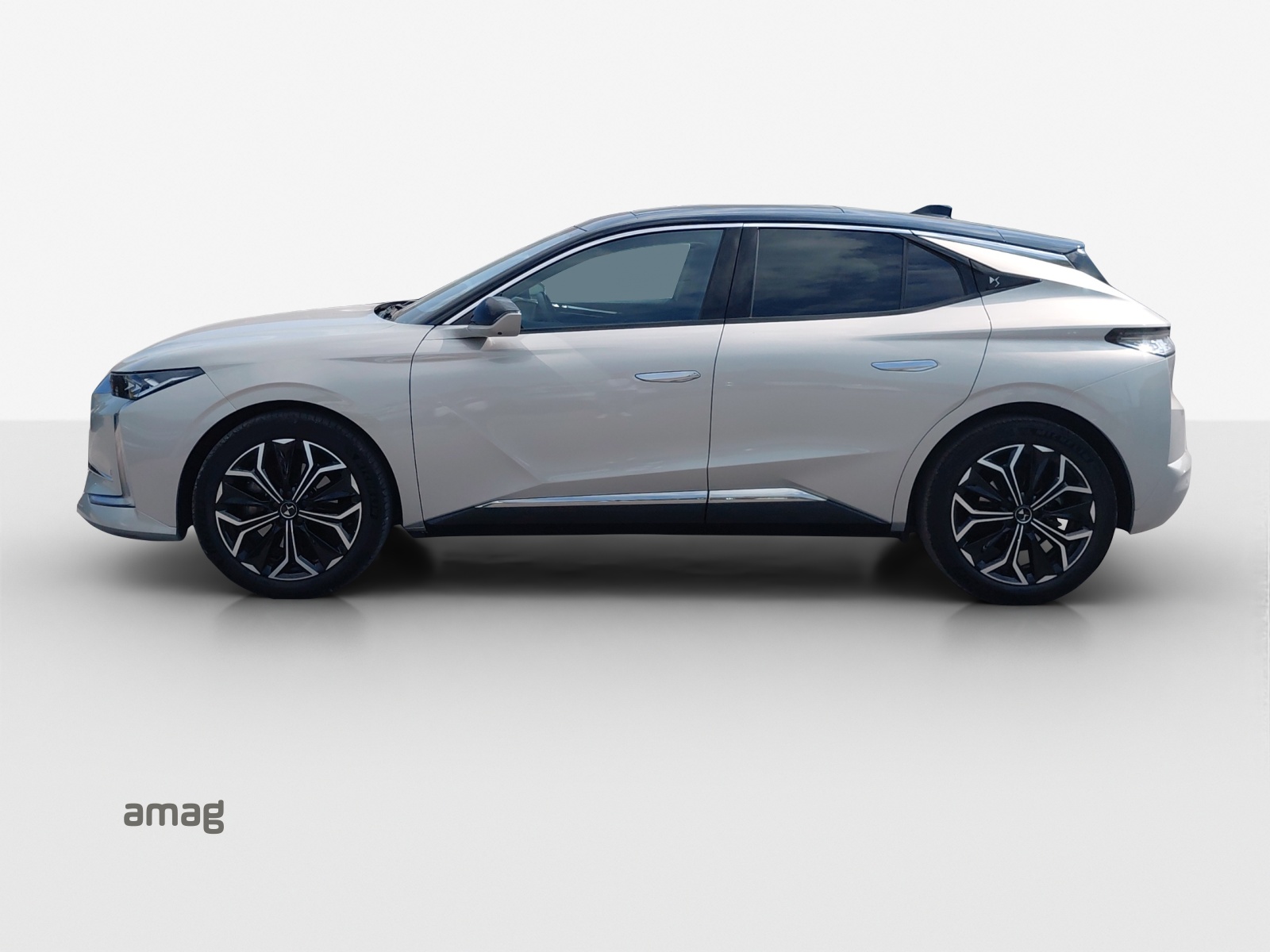 DS AUTOMOBILES DS 4 1.6 Pure Tech Rivoli EAT8-showroom-element-1