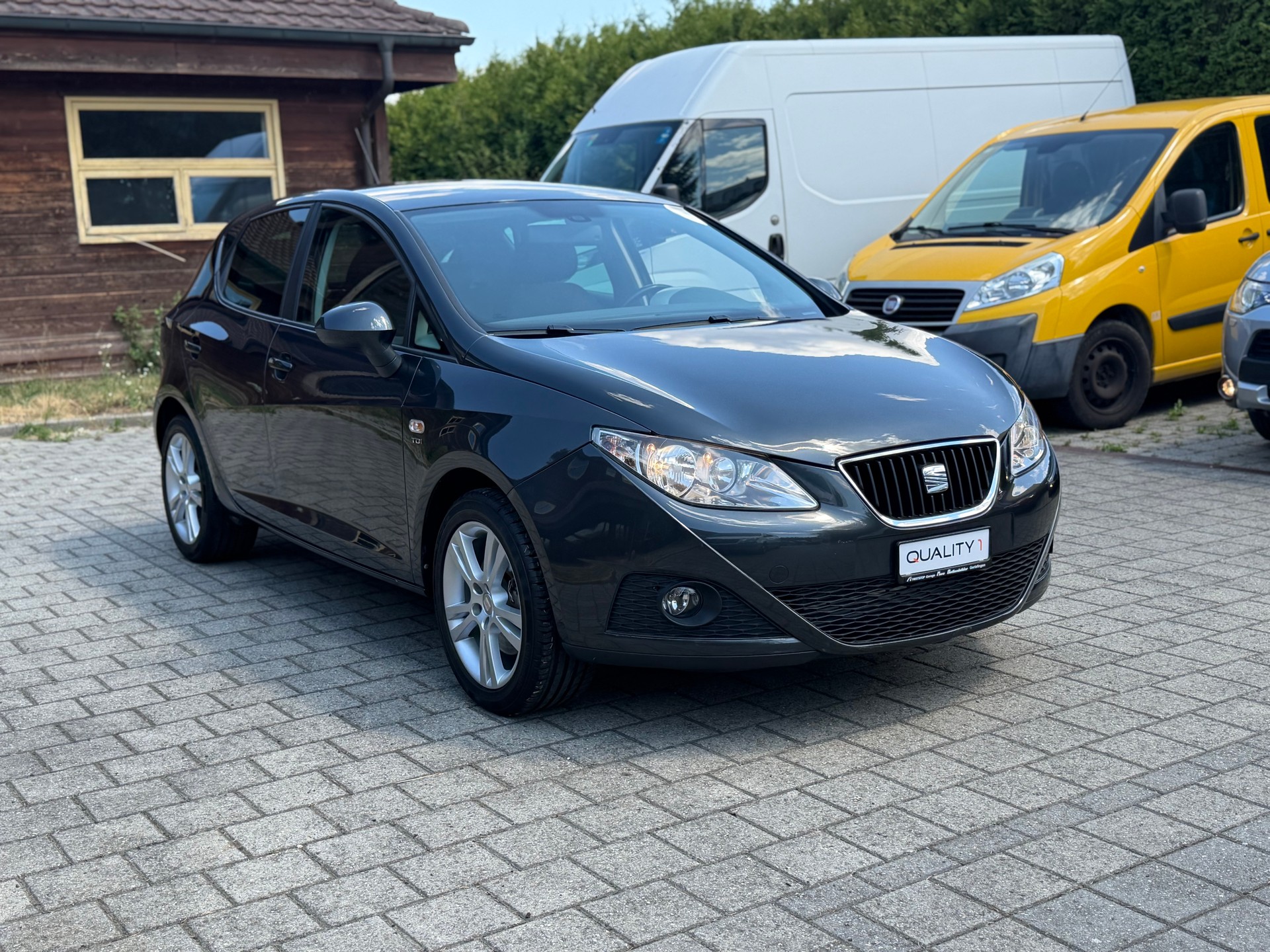 SEAT Ibiza 1.6 TDI COPA Style-showroom-element-2
