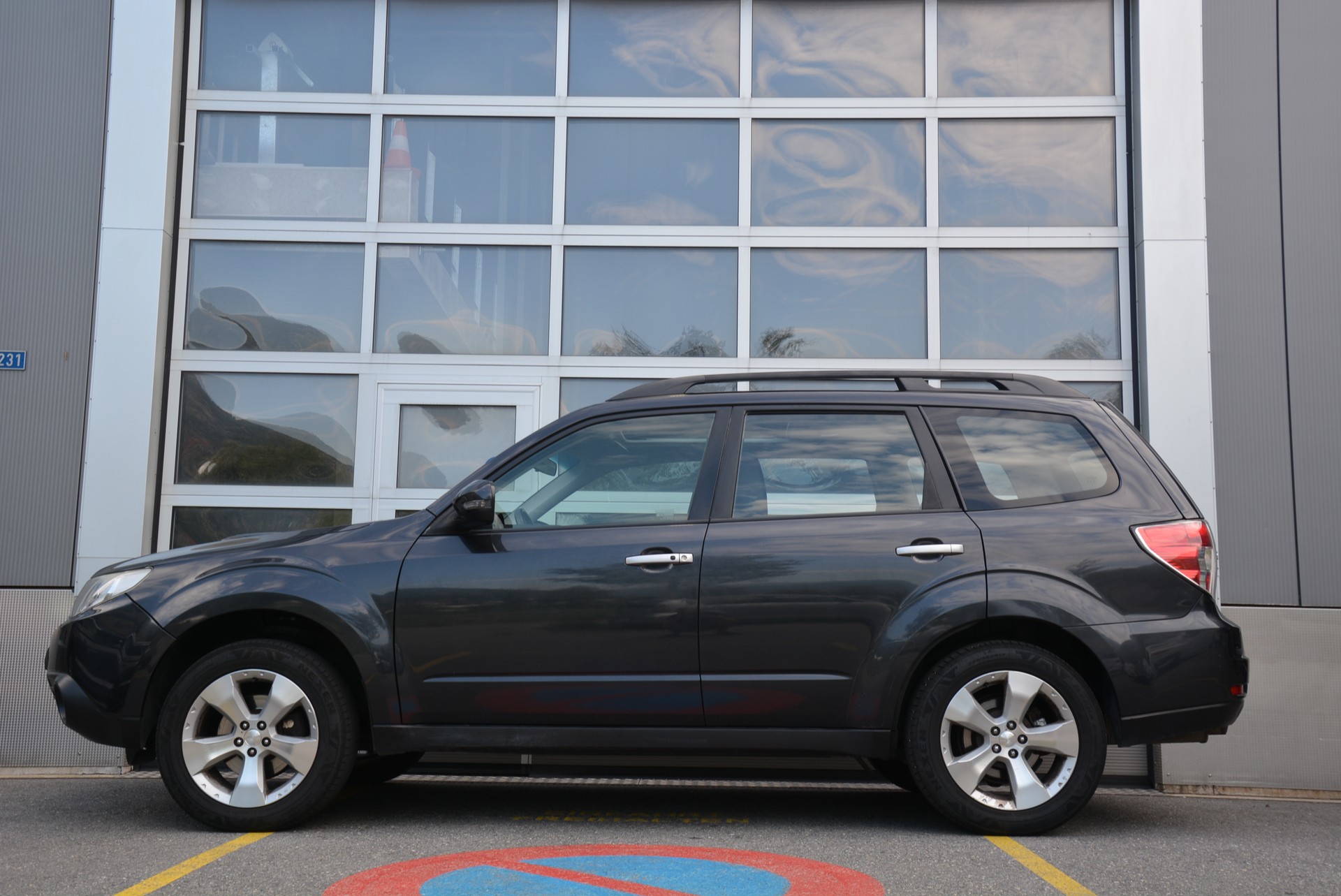 SUBARU Forester 2.0D XS Limited-image-2
