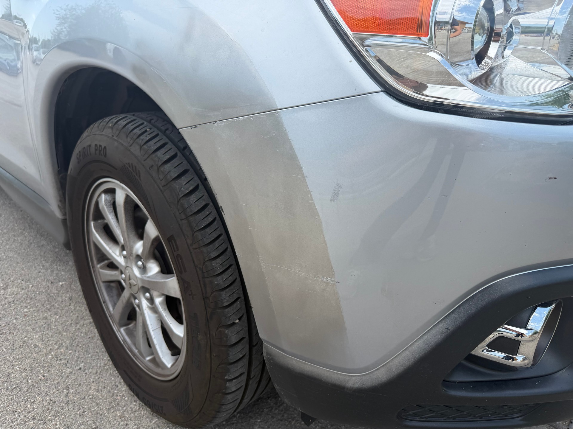 MITSUBISHI ASX 1.8 DID Inform 4WD-image-9