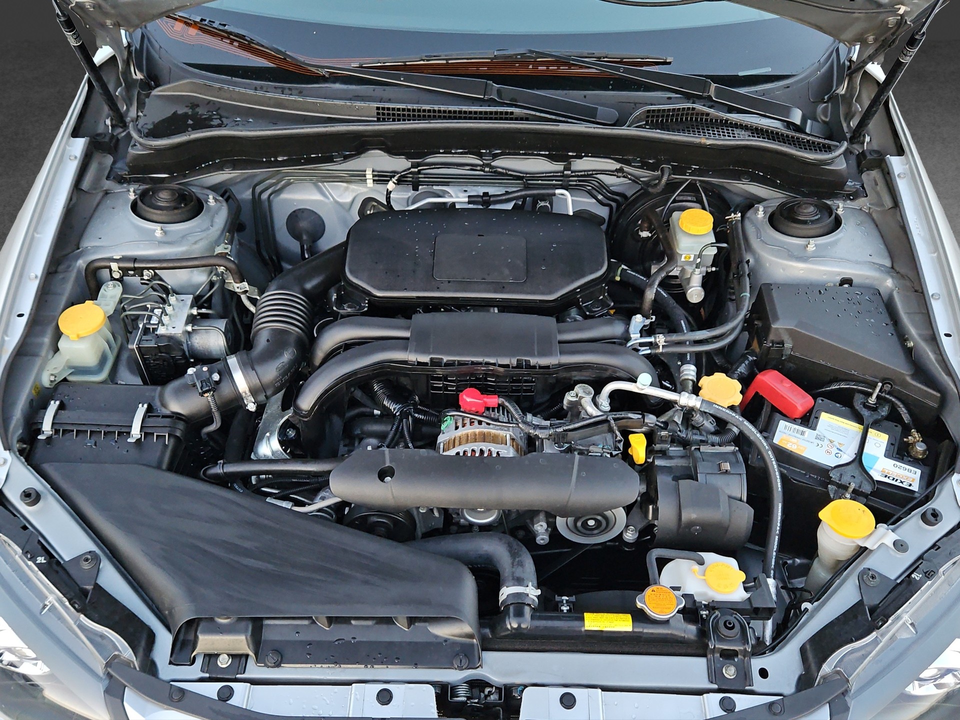 SUBARU Impreza 2.0R Comfort Automatic-image-8