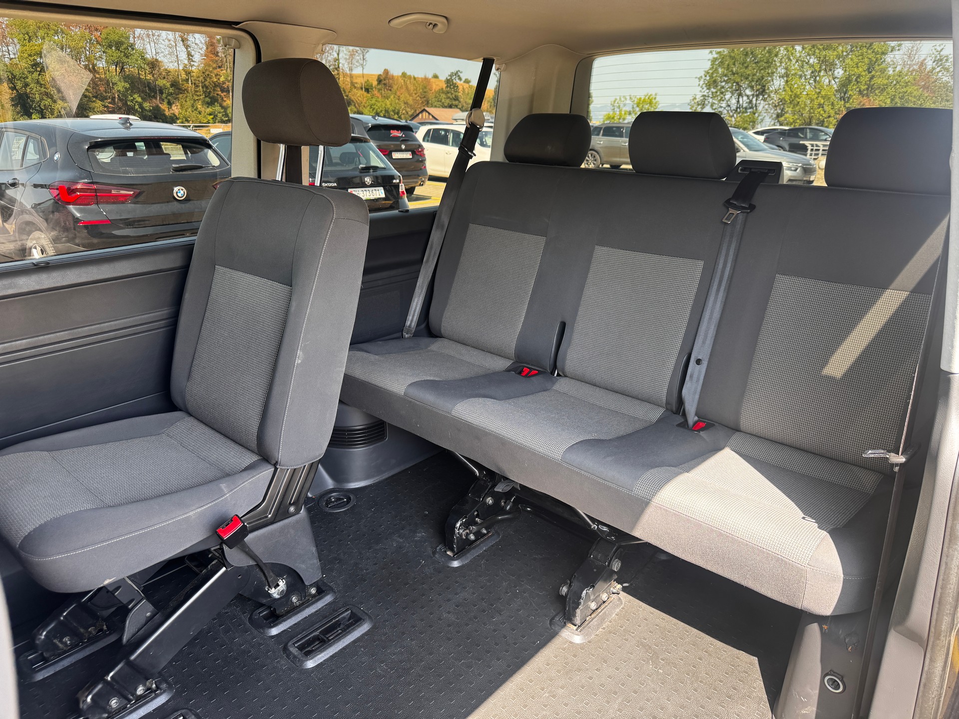 VW T5 Caravelle Comfortline 2.0 TDI CR 4Motion-image-7
