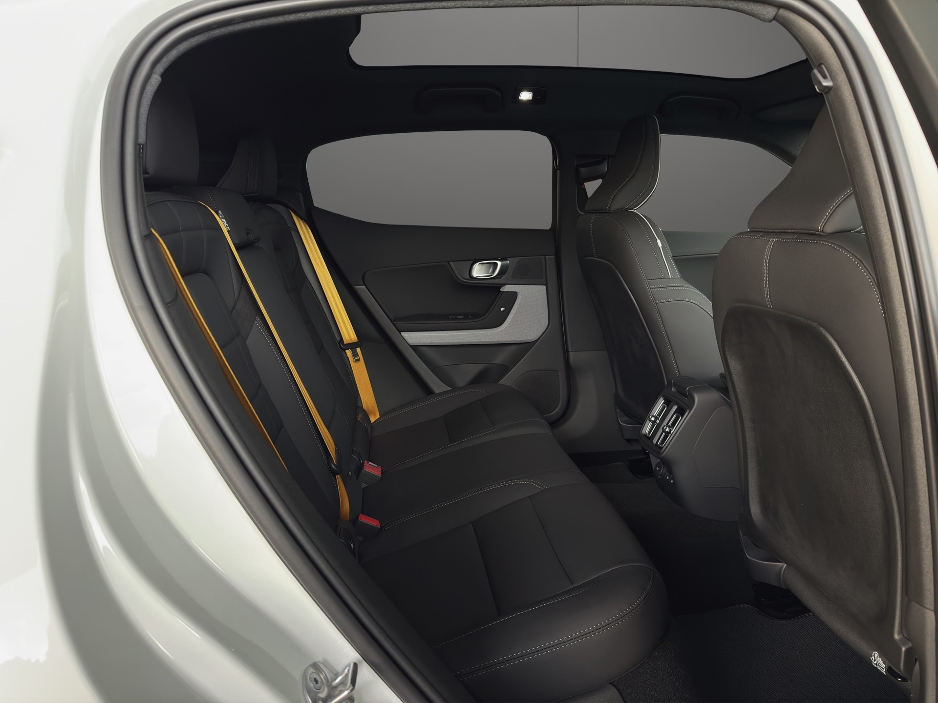 POLESTAR Polestar 2 Long Range Dual Performance Prime 82 kWh-image-9