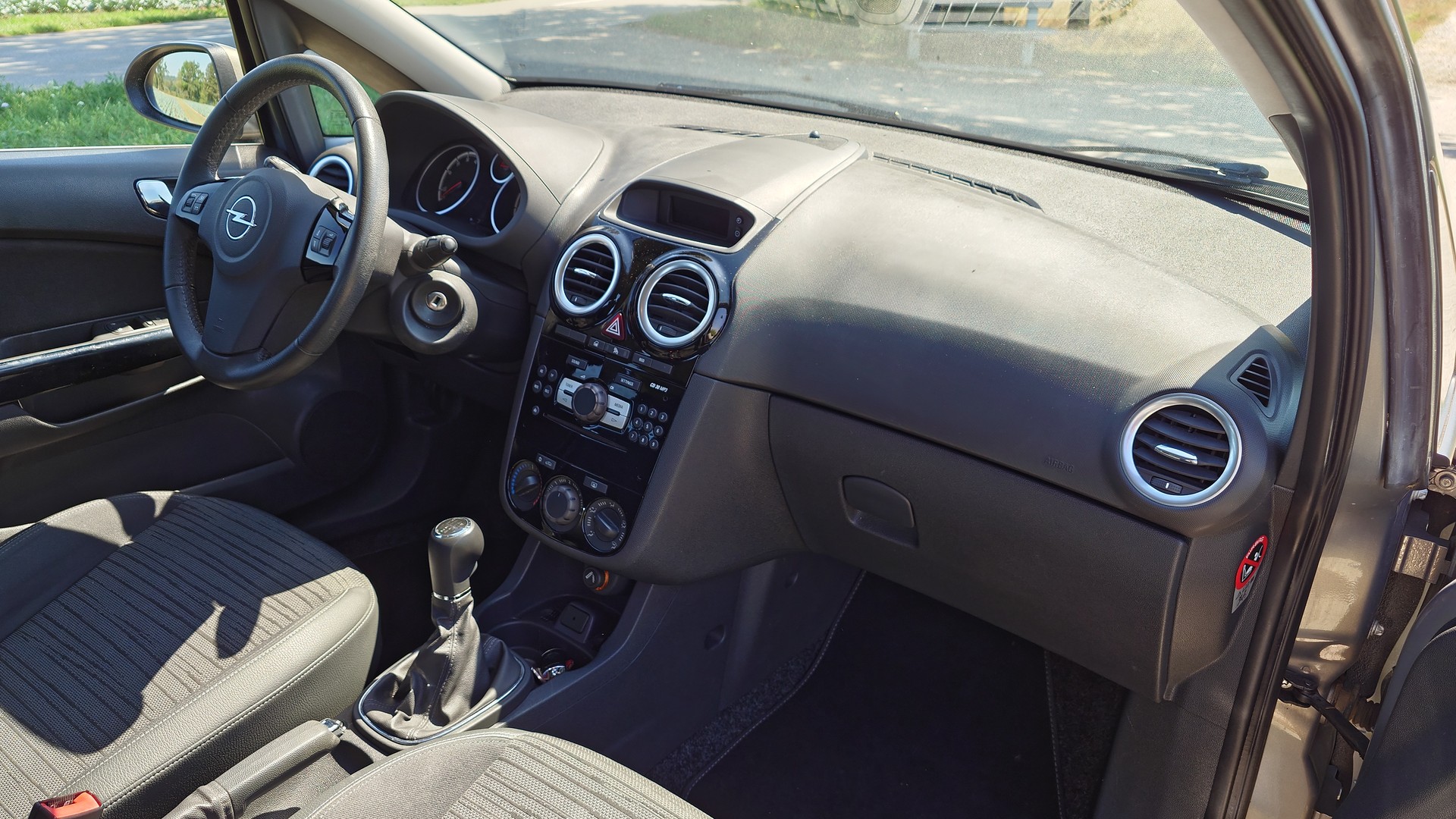 OPEL Corsa 1.4 TP Energy-image-9