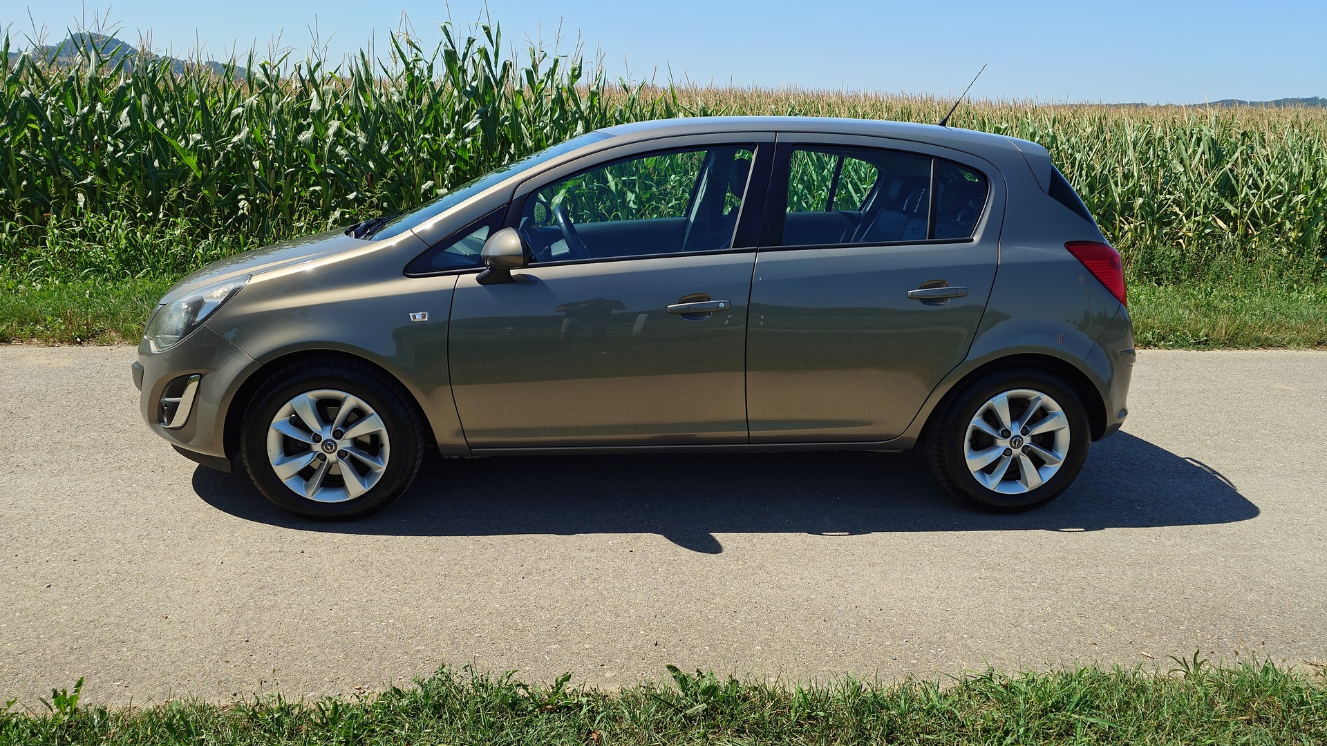 OPEL Corsa 1.4 TP Energy-showroom-element-1