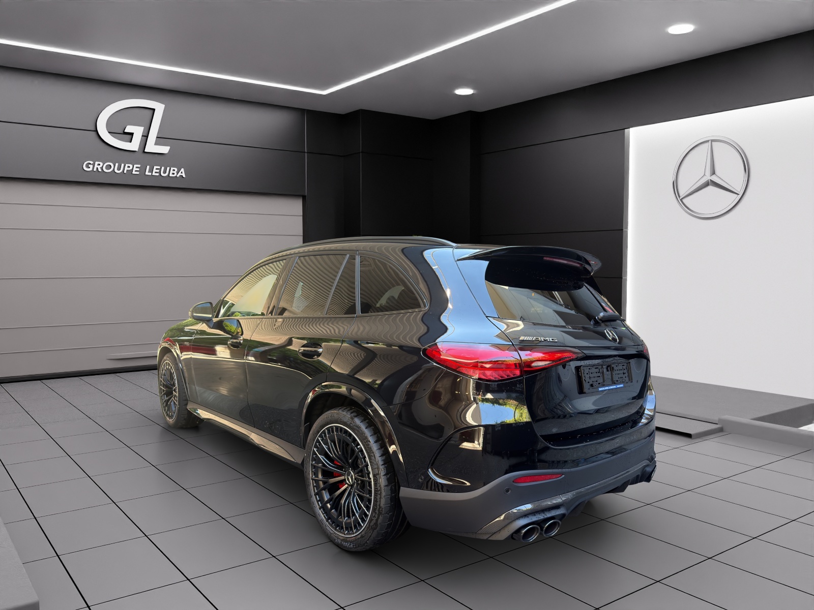 MERCEDES-BENZ GLC 53 AMG 4Matic+ 9G-Tronic-showroom-element-3