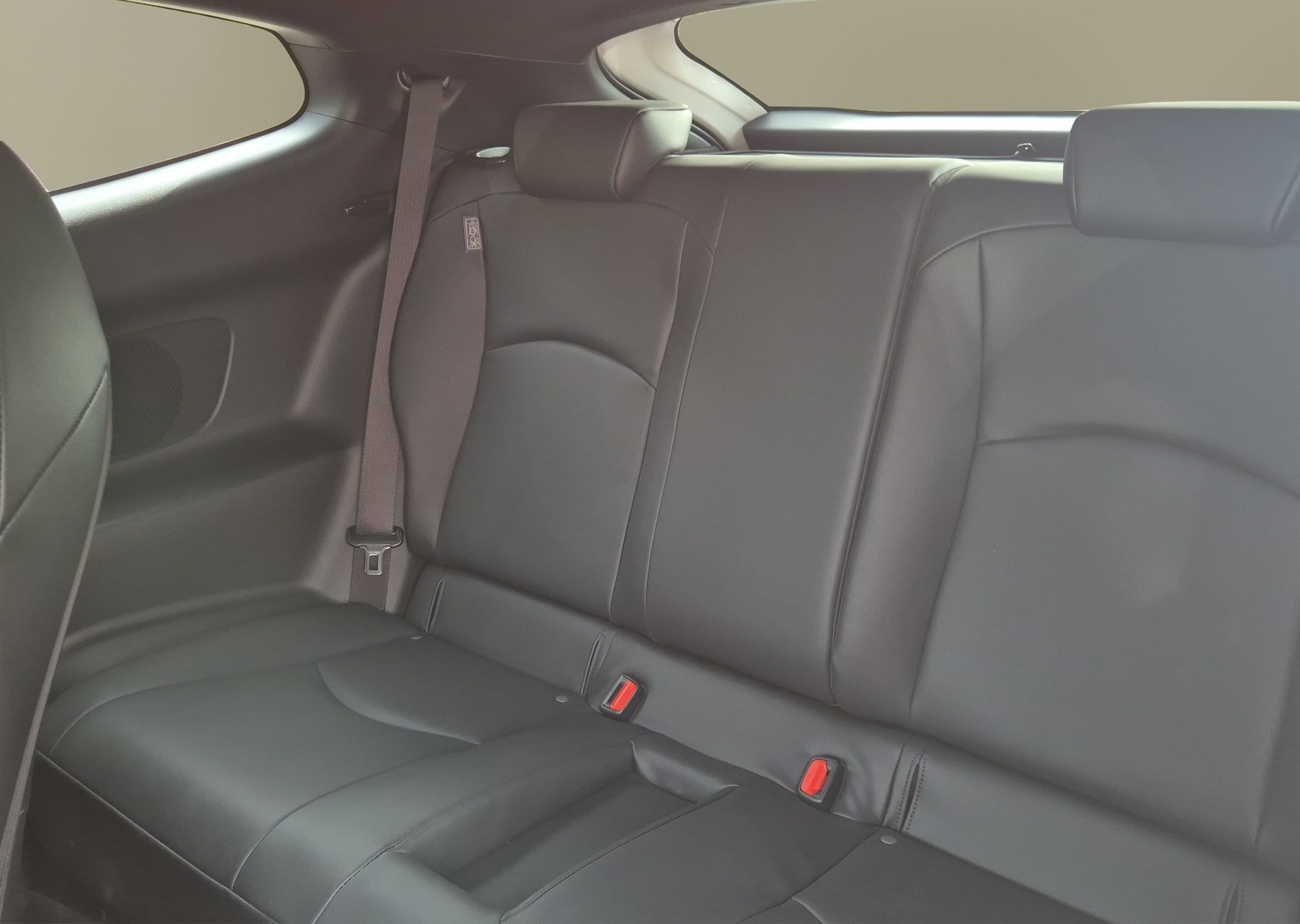 TOYOTA Yaris 1.6 GR Sport-image-15