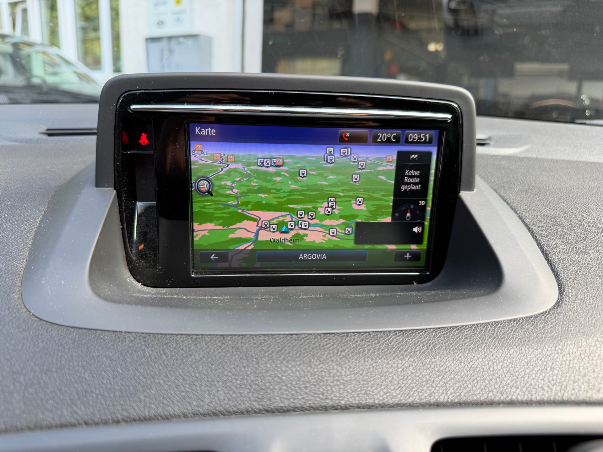 RENAULT Mégane Grandtour 1.2 16V Turbo Bose EDC "mit Garantie abschliessbar"-image-4