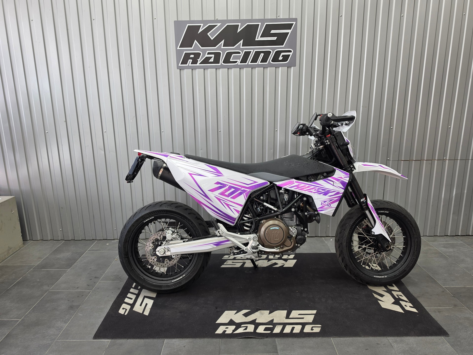 HUSQVARNA 701 Supermoto (35kW)-image-0