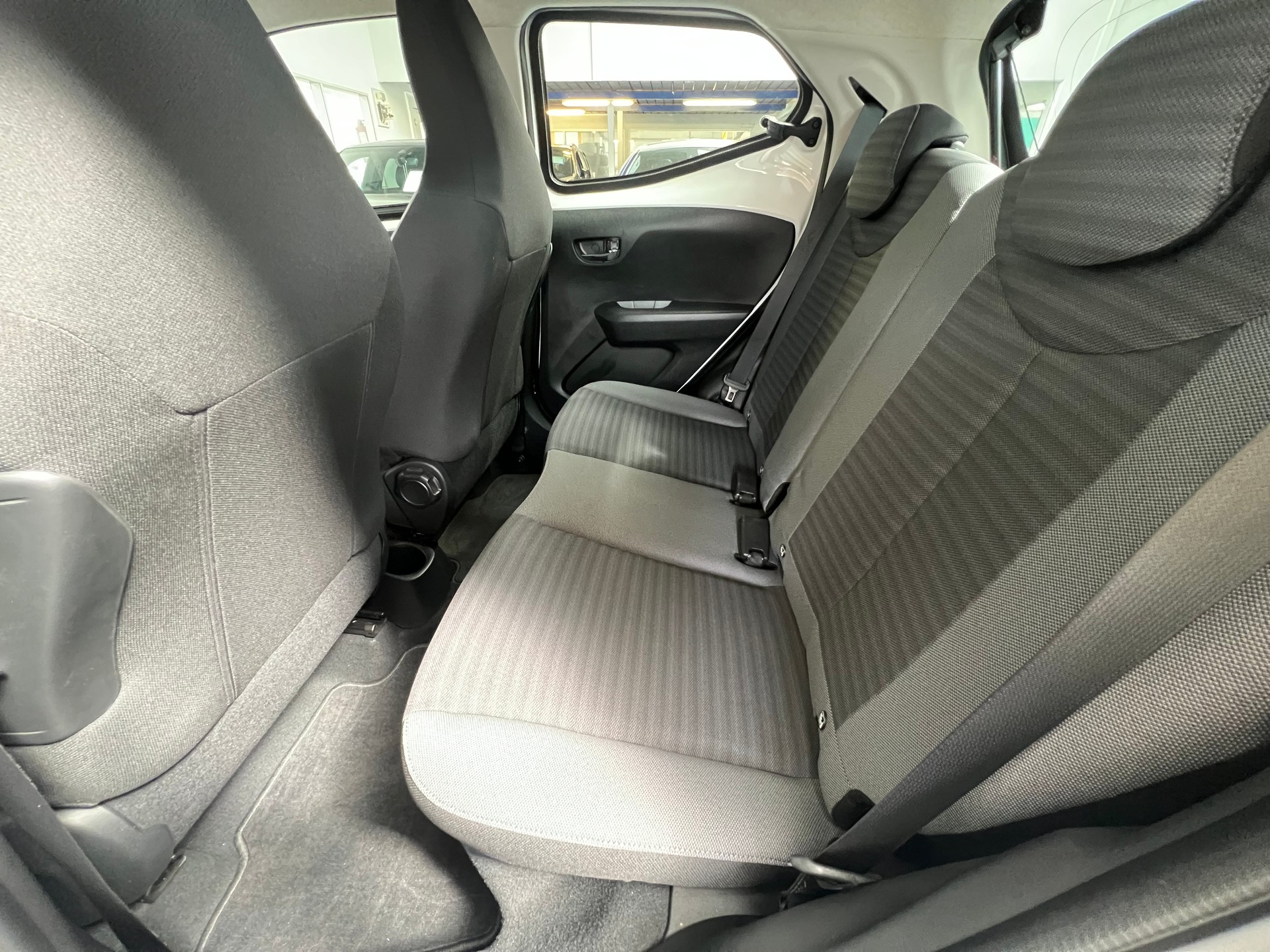 TOYOTA Aygo 1.0 VVT-i Trend-image-9