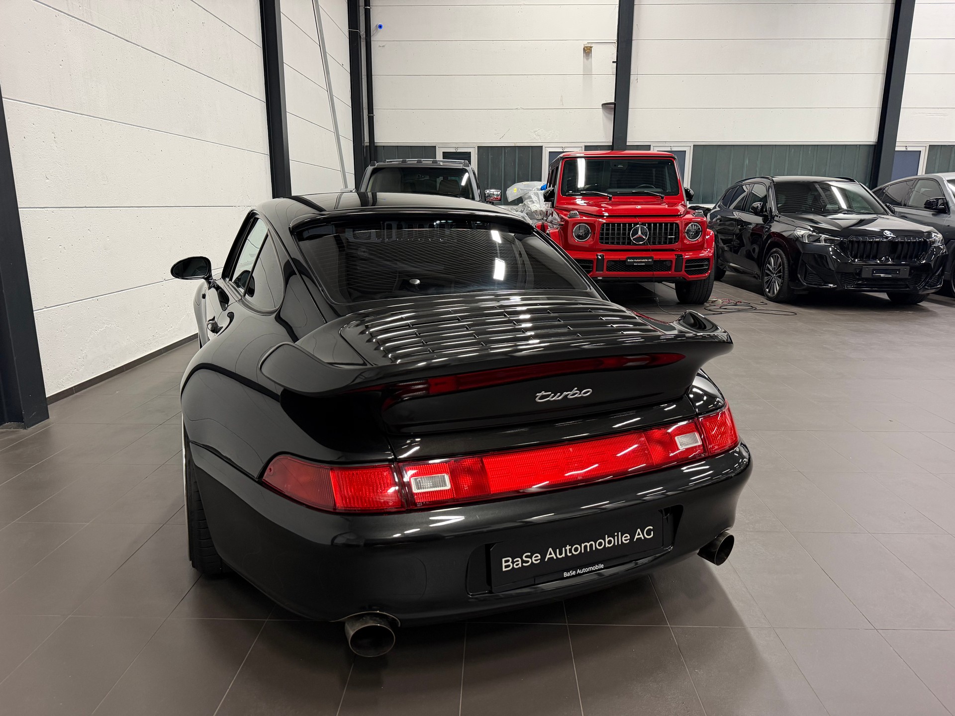 PORSCHE 911 Turbo-image-16