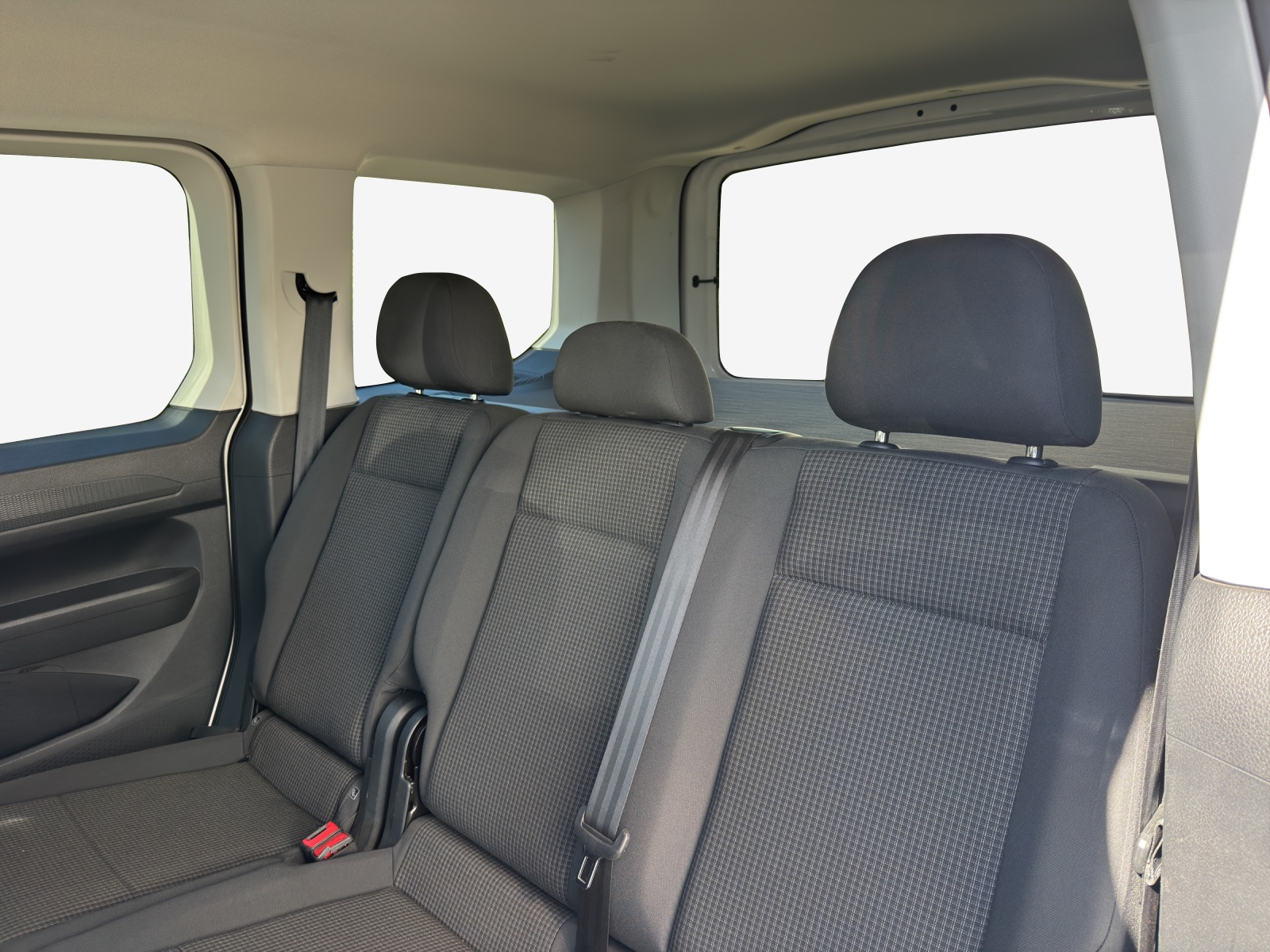 VW Caddy 2.0 TDI-image-11