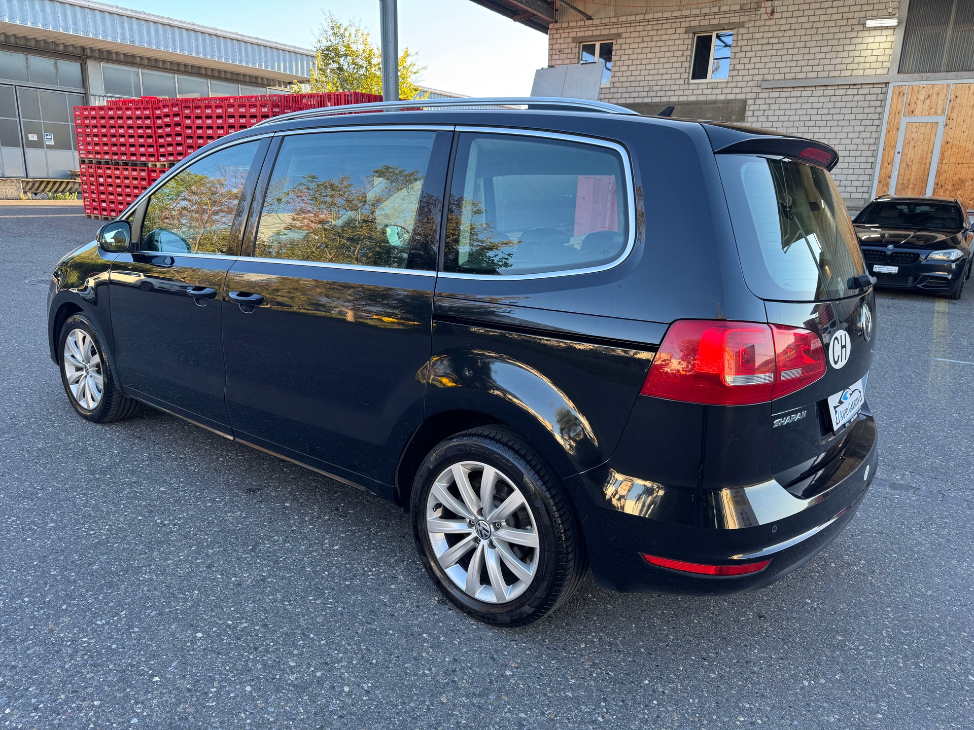 VW Sharan 2.0 TDI BlueMotion Technology Highline DSG-image-4
