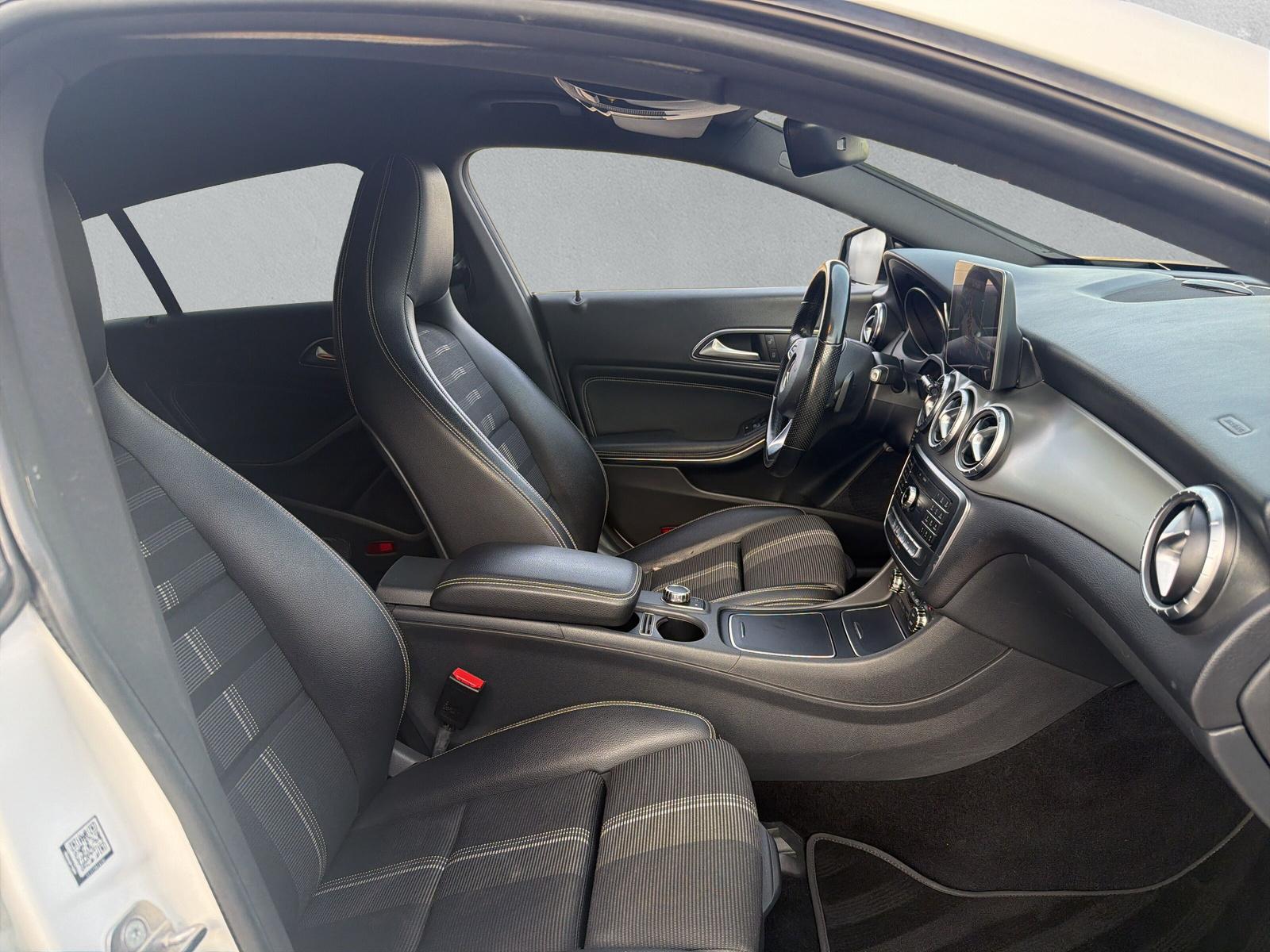 MERCEDES-BENZ CLA 200 Urban Shooting Brake (CH)-image-12