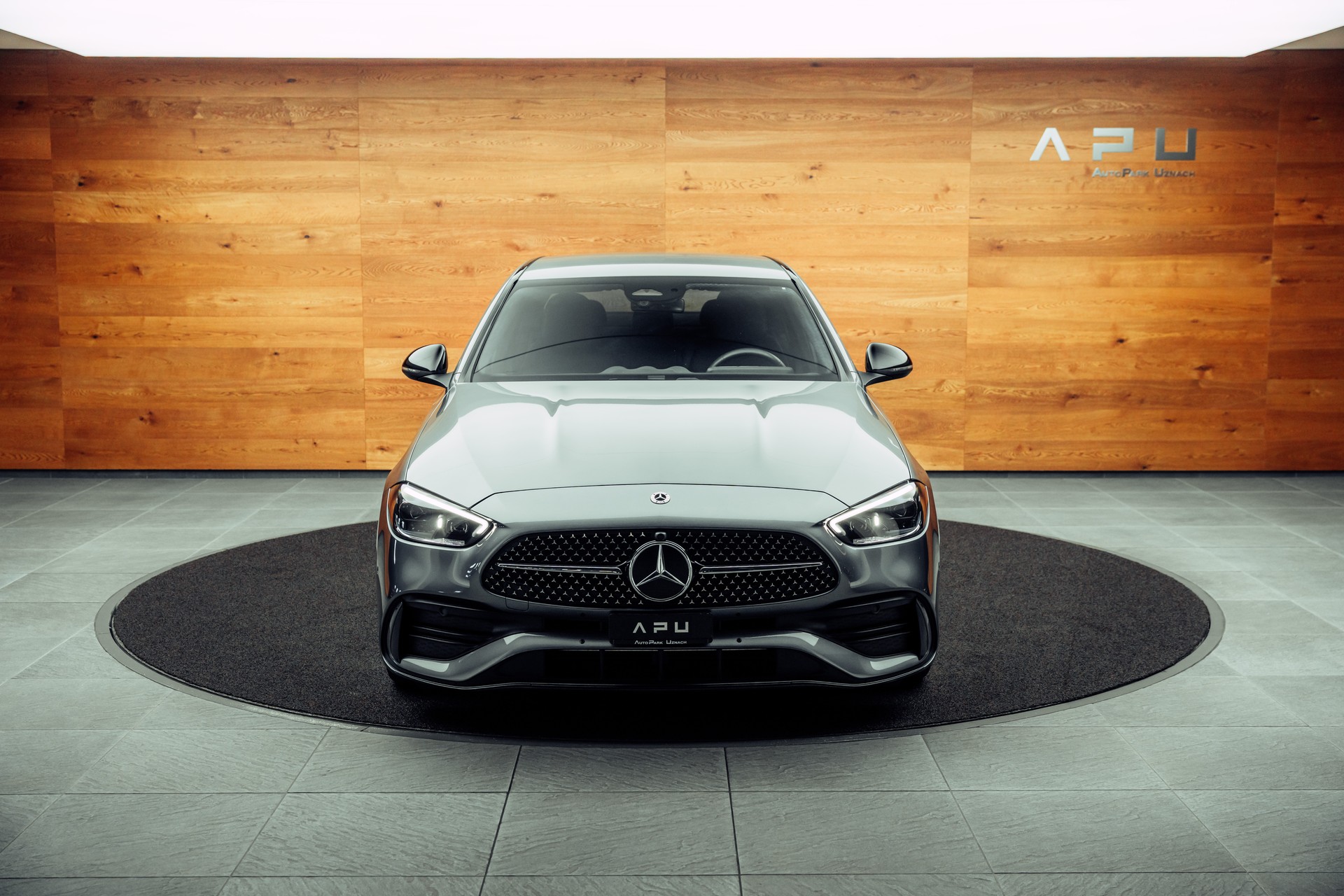 MERCEDES-BENZ C 300 4Matic AMG Line-image-14
