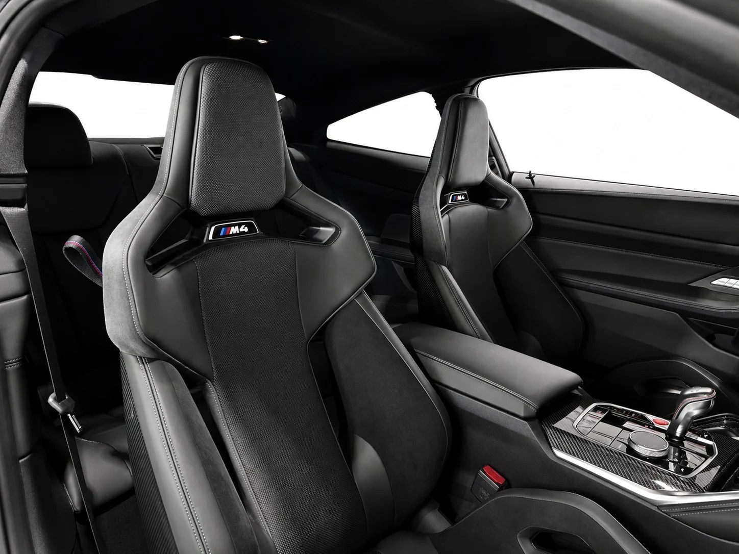 BMW M4 Competition xDrive Coupé * Schalensitze * Sonderlakierung *-image-24