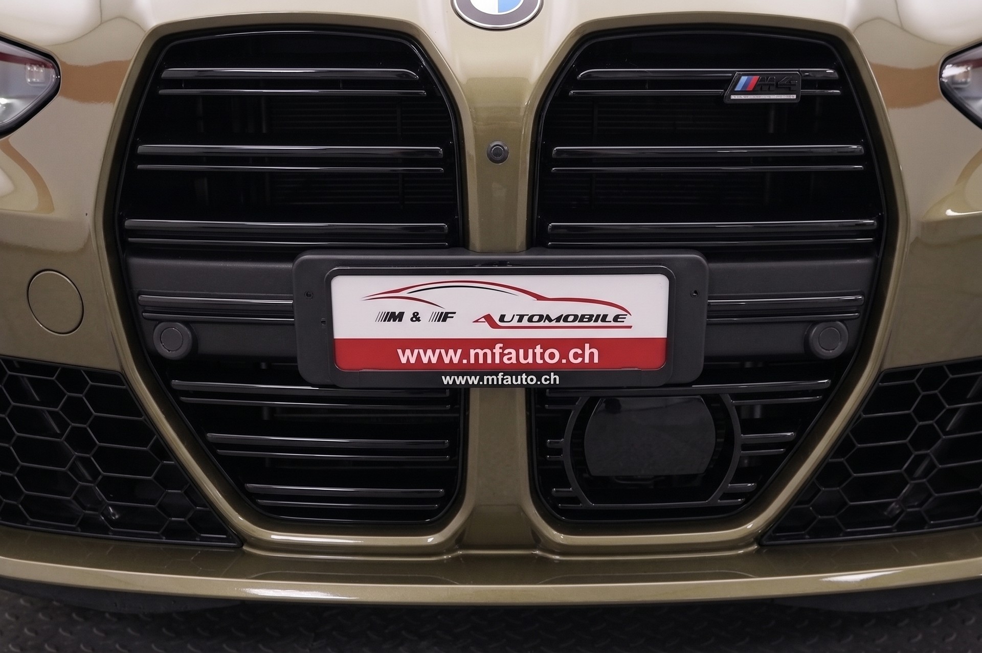 BMW M4 Competition xDrive Coupé * Schalensitze * Sonderlakierung *-image-10