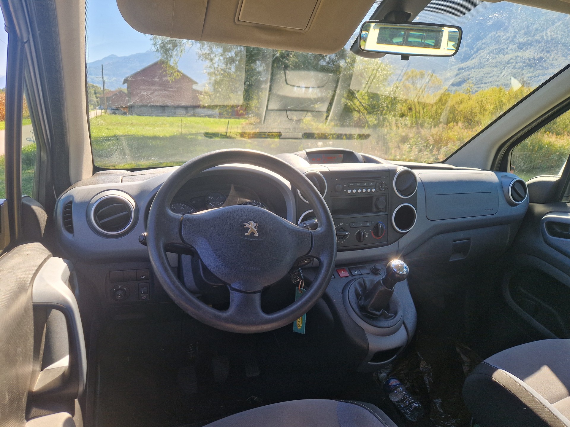 PEUGEOT Partner 1.6 e-HDI Family-image-7